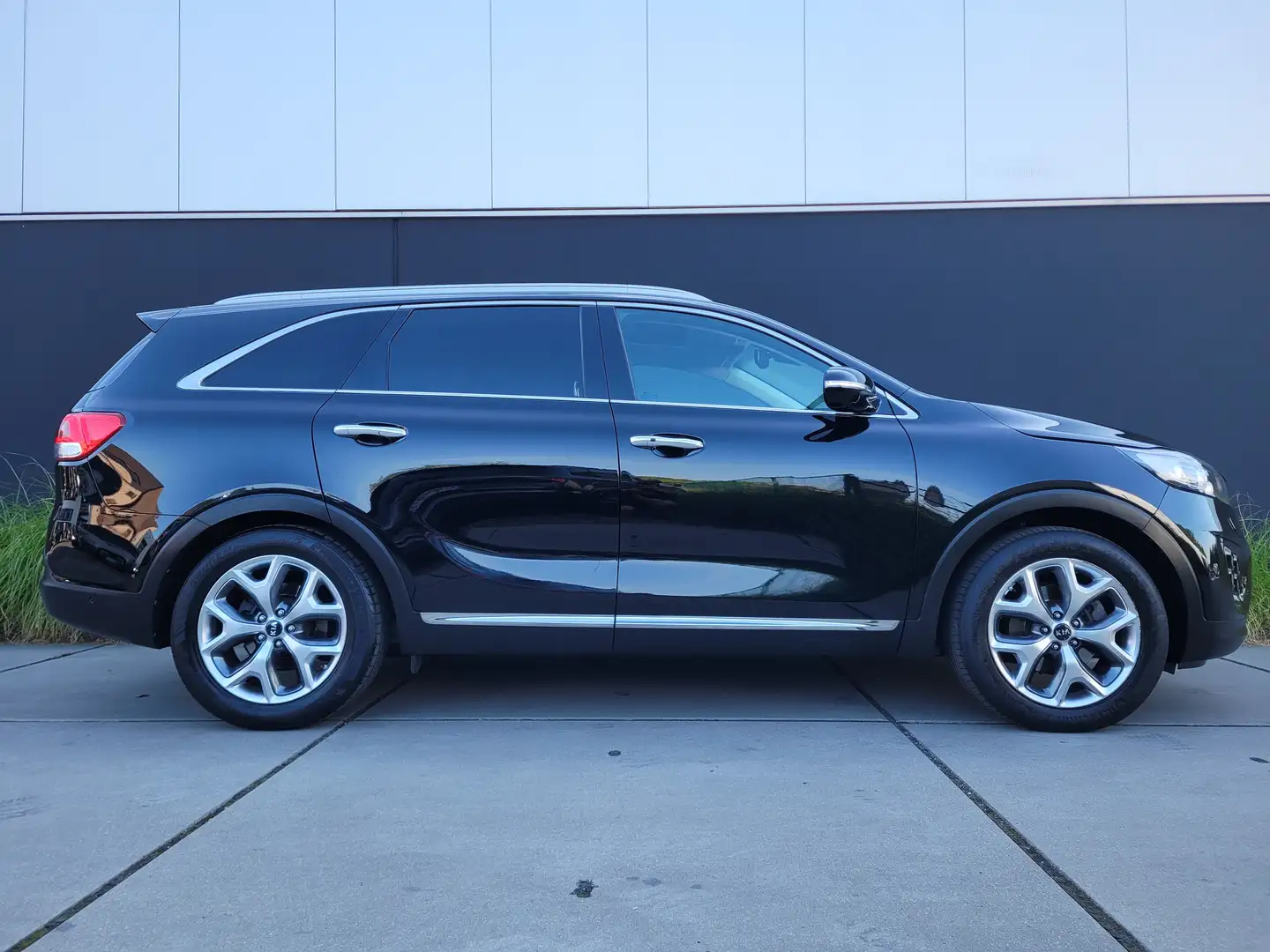 Kia Sorento 2.2 CRDi AWD*AUT.*7 ZITPLAATSEN*LEDER*PANO DAK* Black - 2