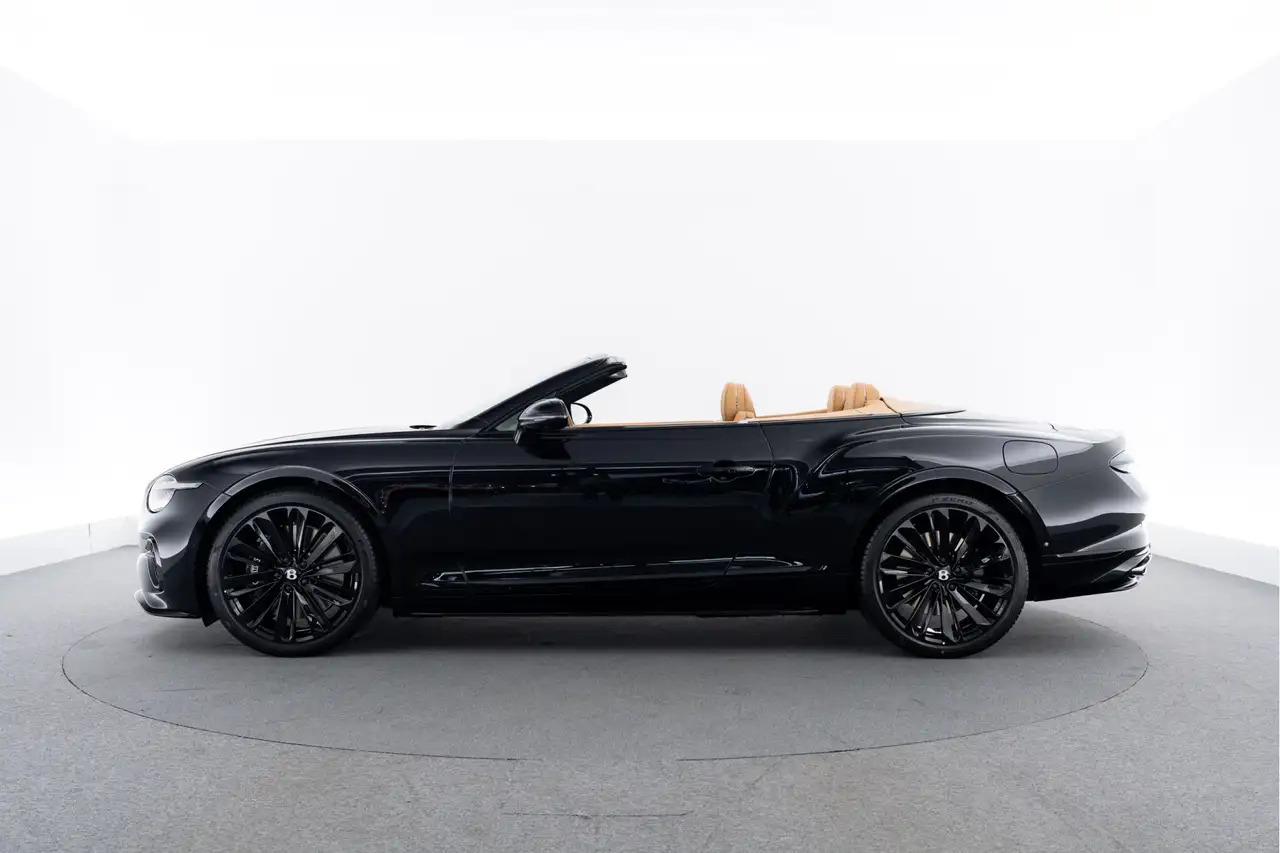 Bentley Continental GTC 2026 — фото 15