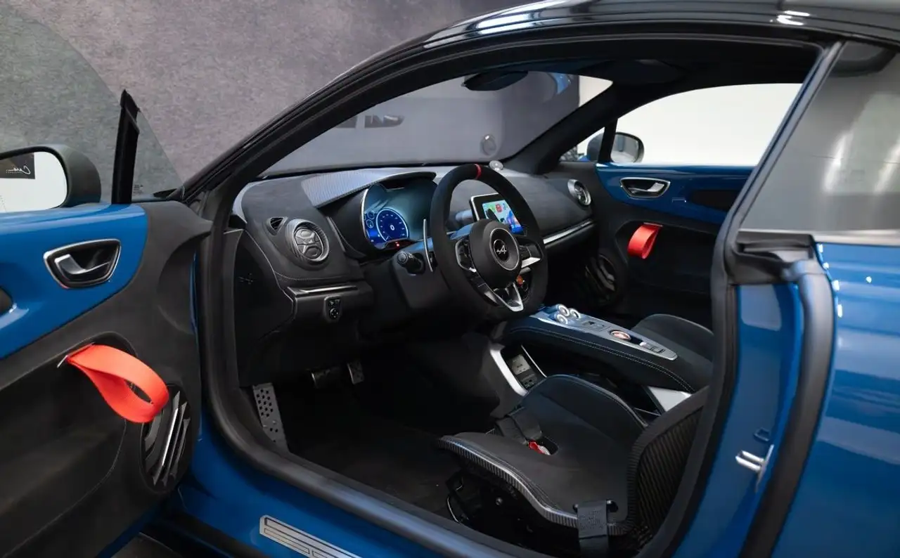 Alpine A110 2024