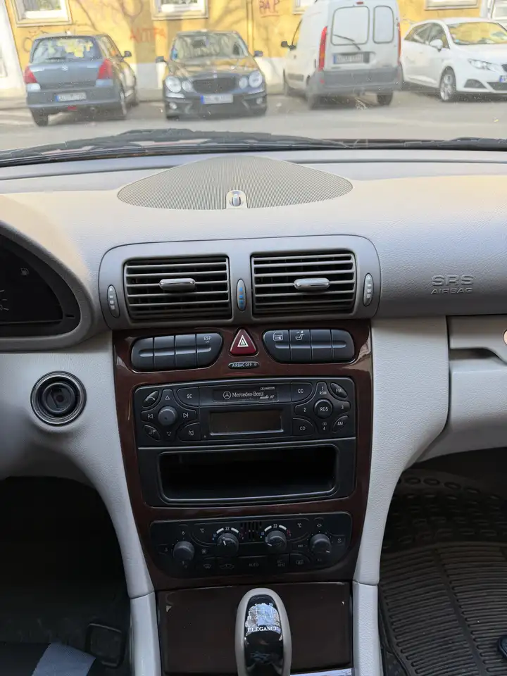 Mercedes-Benz C 180 T Elegance, foto 4