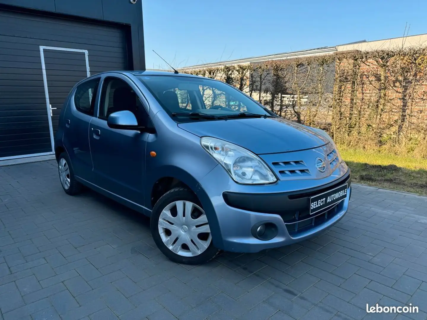 Nissan Pixo Grey - 2