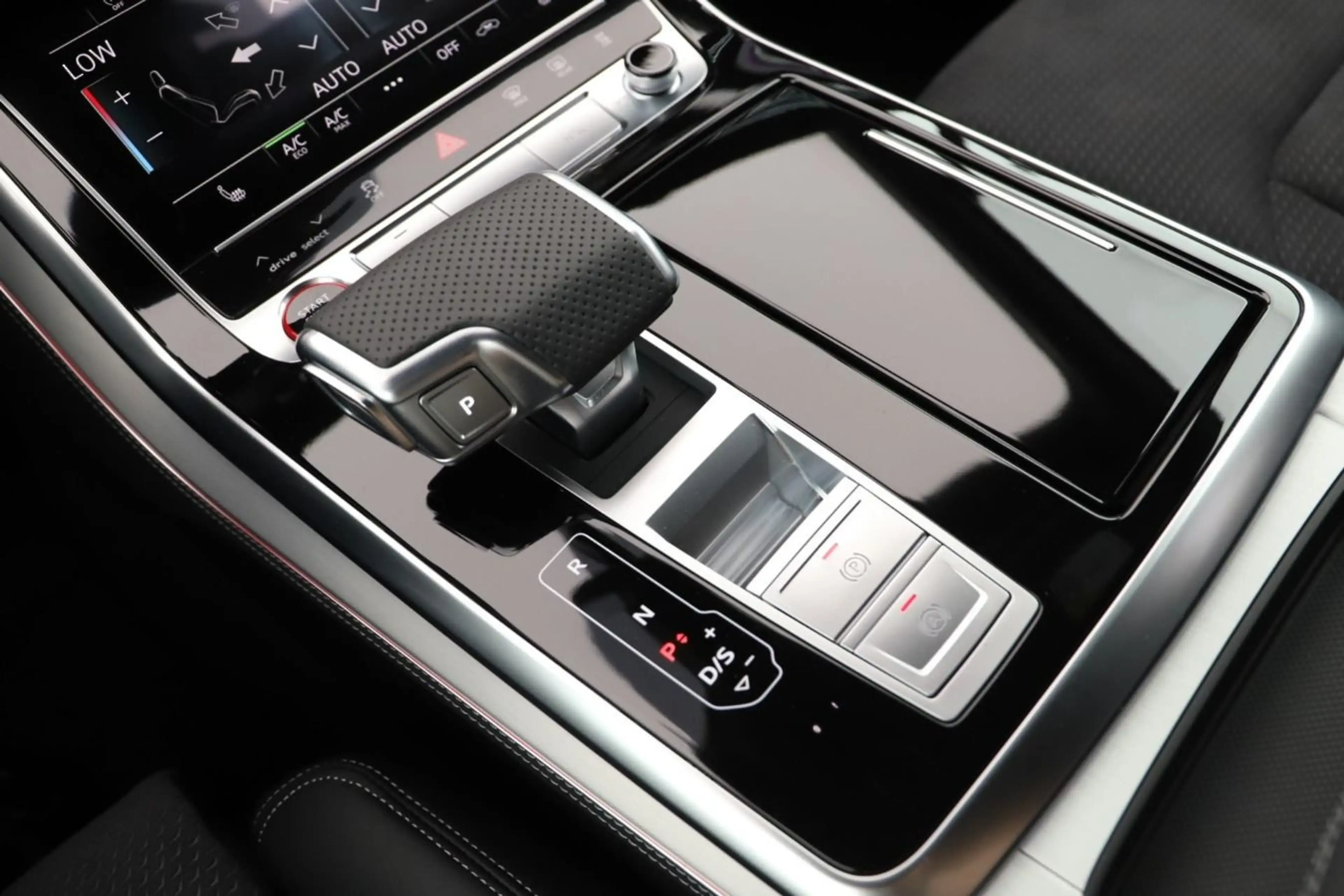 Audi SQ7 4.0 TFSI Q Tip. Matrix/Luft/ACC/Standhzg./Ka — photo 13