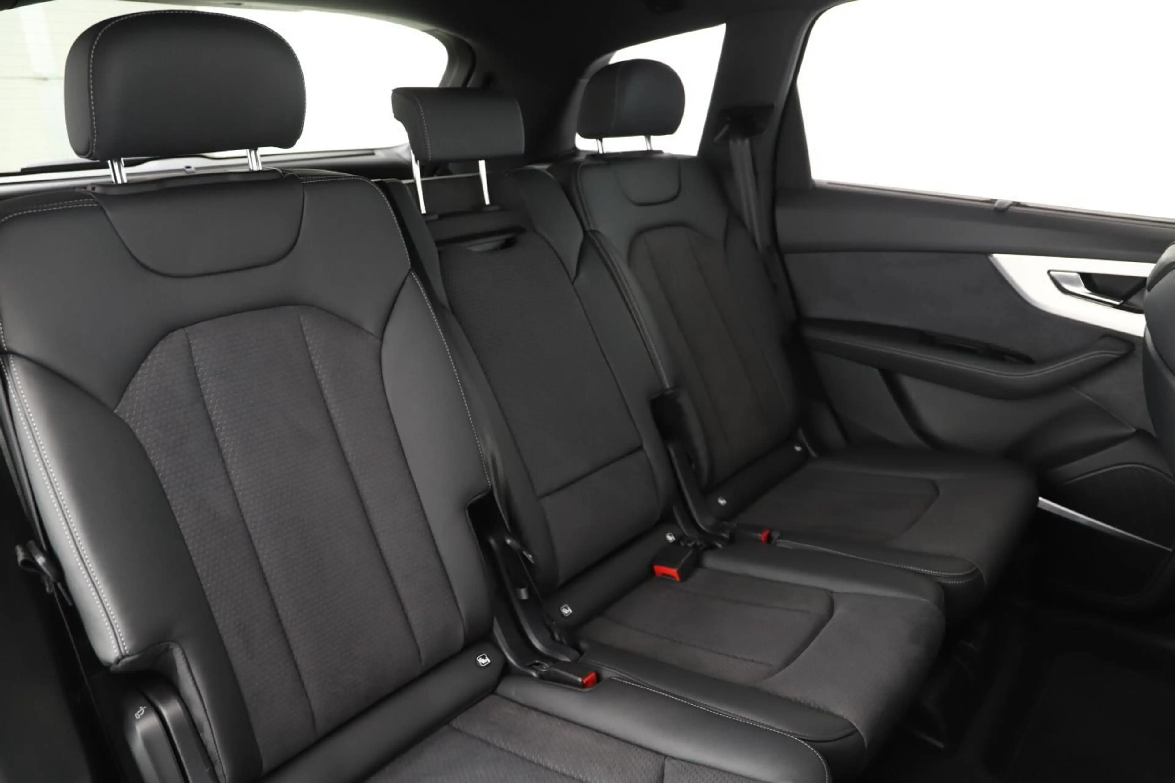 Audi SQ7 4.0 TFSI Q Tip. Matrix/Luft/ACC/Standhzg./Ka — photo 7