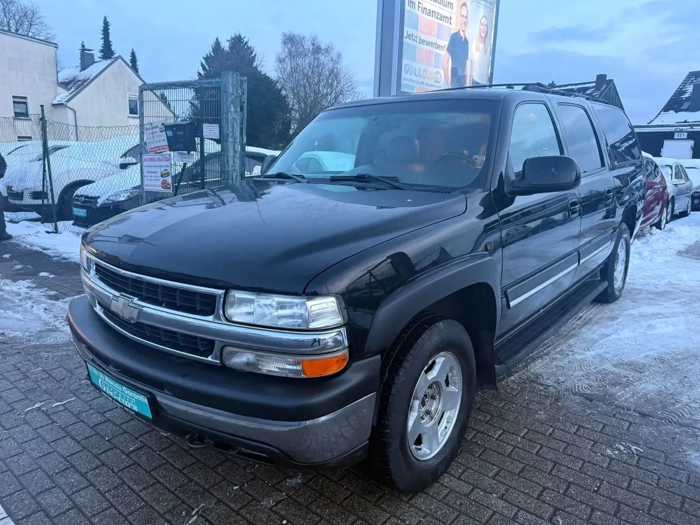 Chevrolet Suburban *1HAND*TOP*TUV NEU Schwarz - 2
