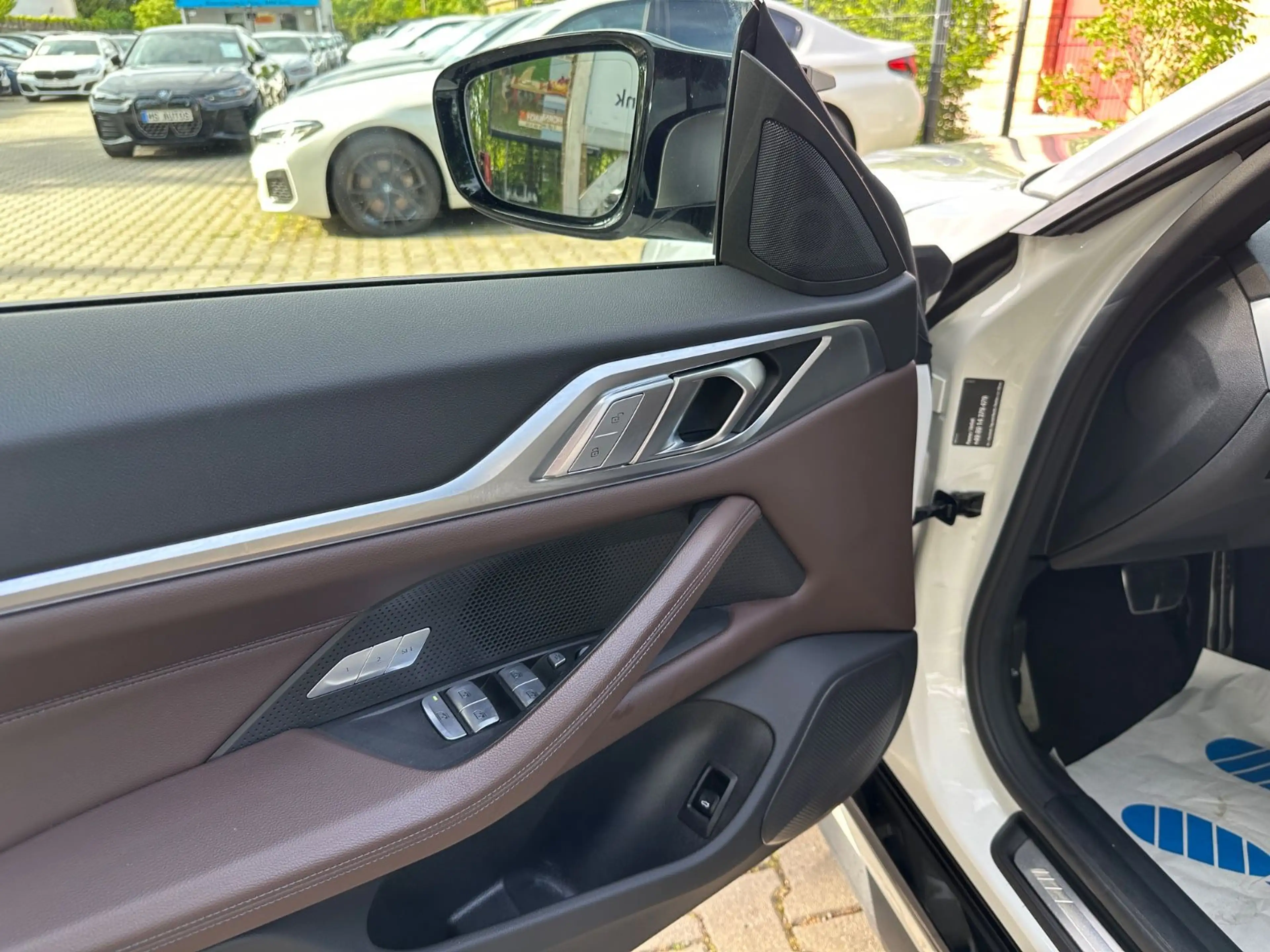 BMW i4 Gran Coupe M50*Sitzbelueftung*Laser*360°*Sit- — photo 13