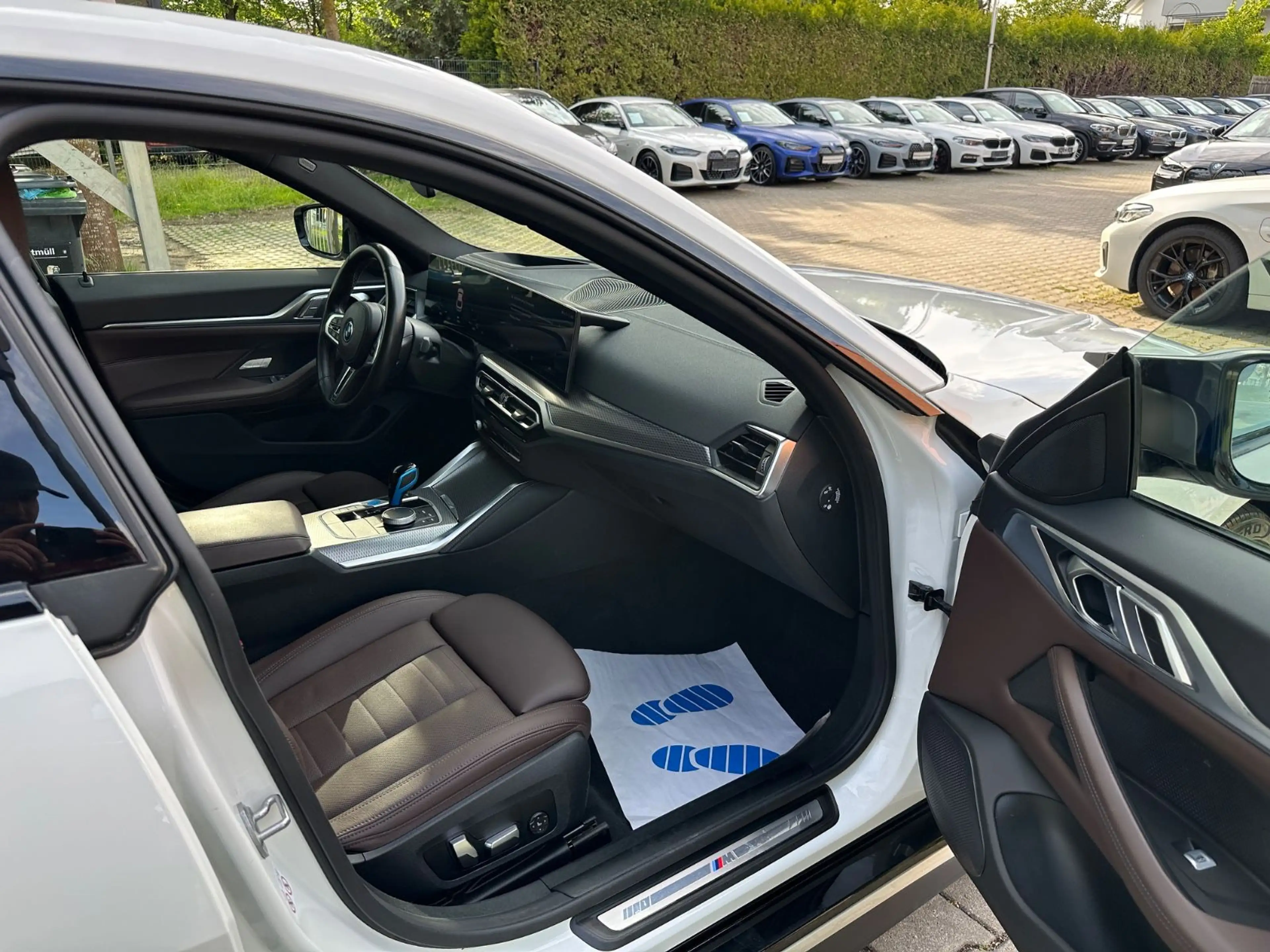BMW i4 Gran Coupe M50*Sitzbelueftung*Laser*360°*Sit- — photo 14