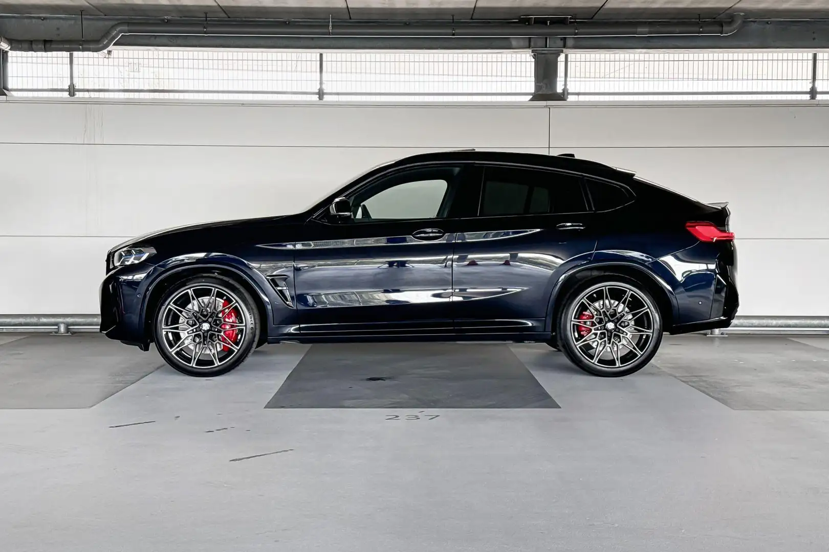 BMW X4 M Competition | Selections 5000 Negro - 2