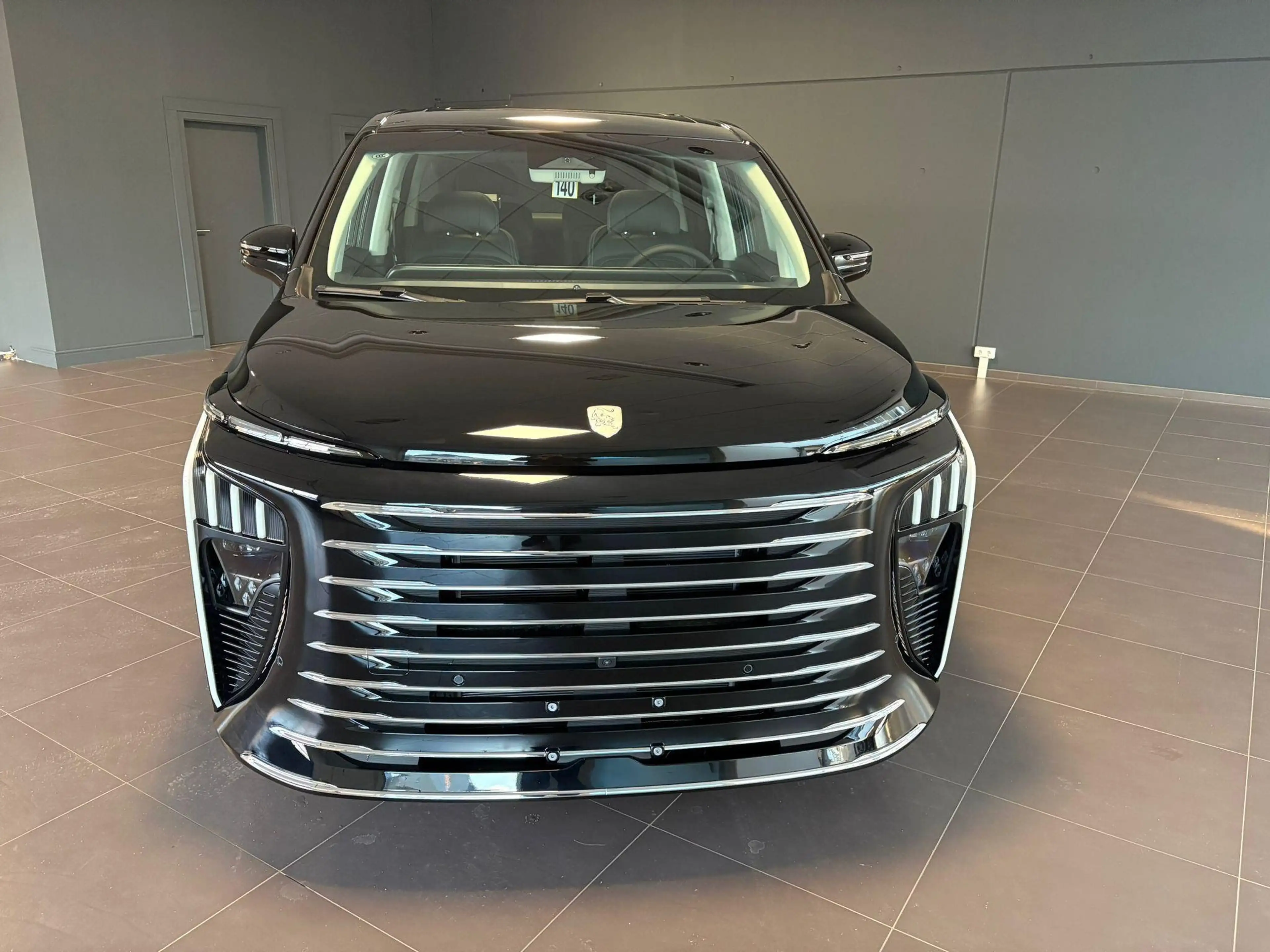 Forthing V9 1.5 TURBO HYBRIDE FULL OPTIONS — photo 2