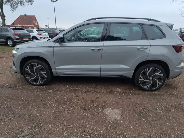 Skoda Karoq 1.5 TSI 150 Pk ACT Sportline Business Pano Leder D