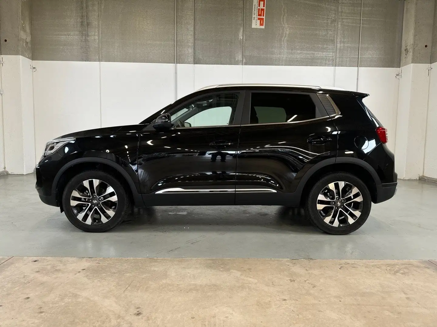 DR Automobiles DR5.0 1.5 GPL Schwarz - 2