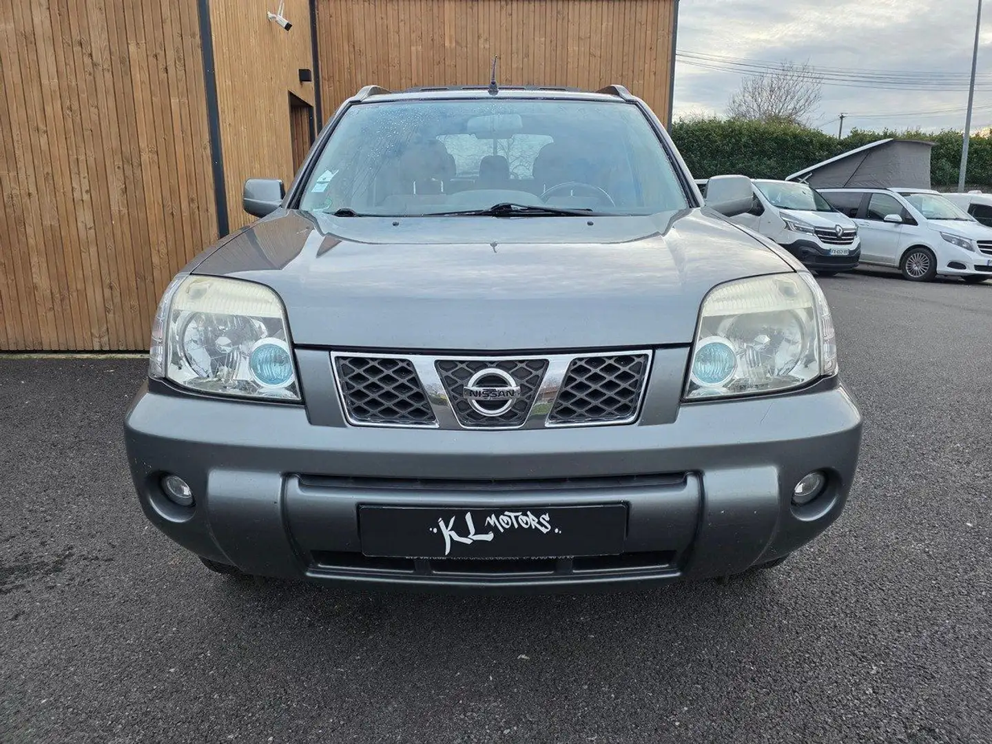 Nissan X-Trail 2.2L DCI 136CH COLUMBIA Grau - 2