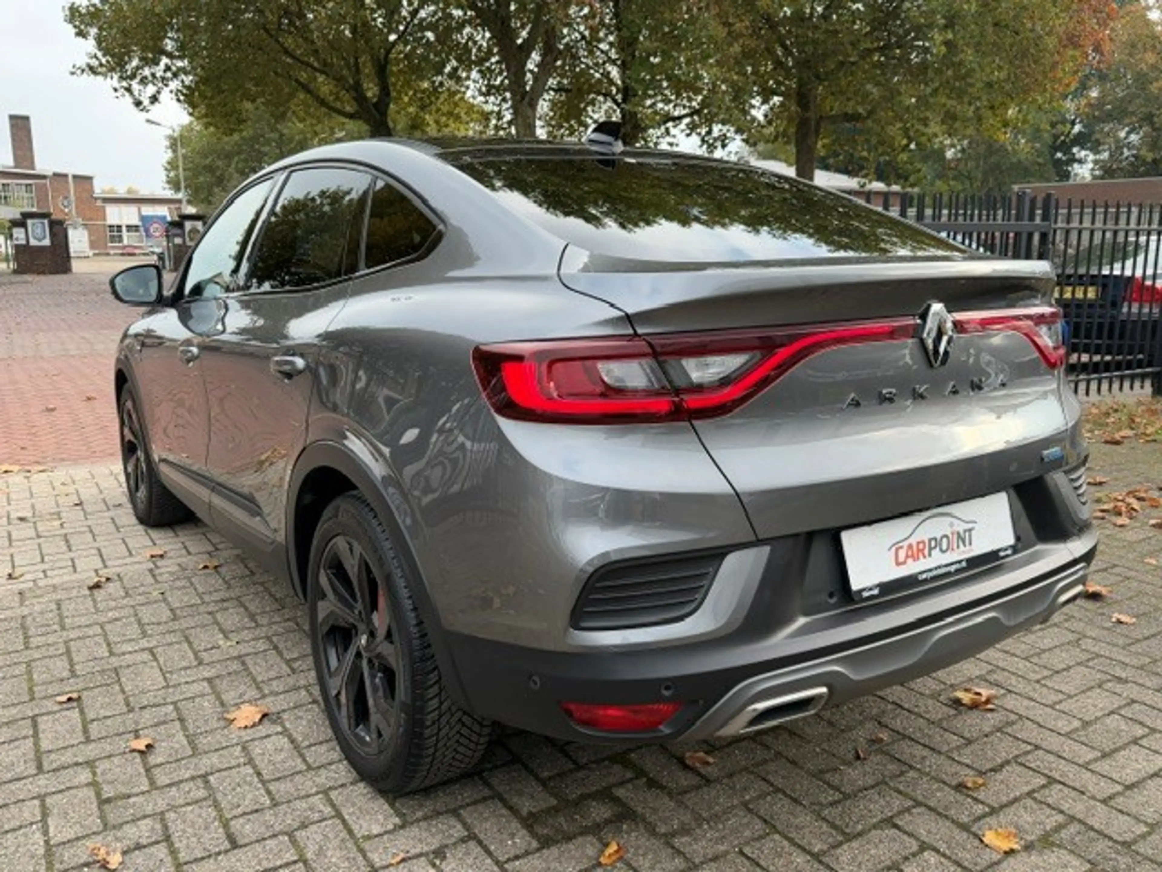 Renault Arkana 1.6 E-Tech Hybrid 145 R.S. Line Keyless LED Camera — photo 10