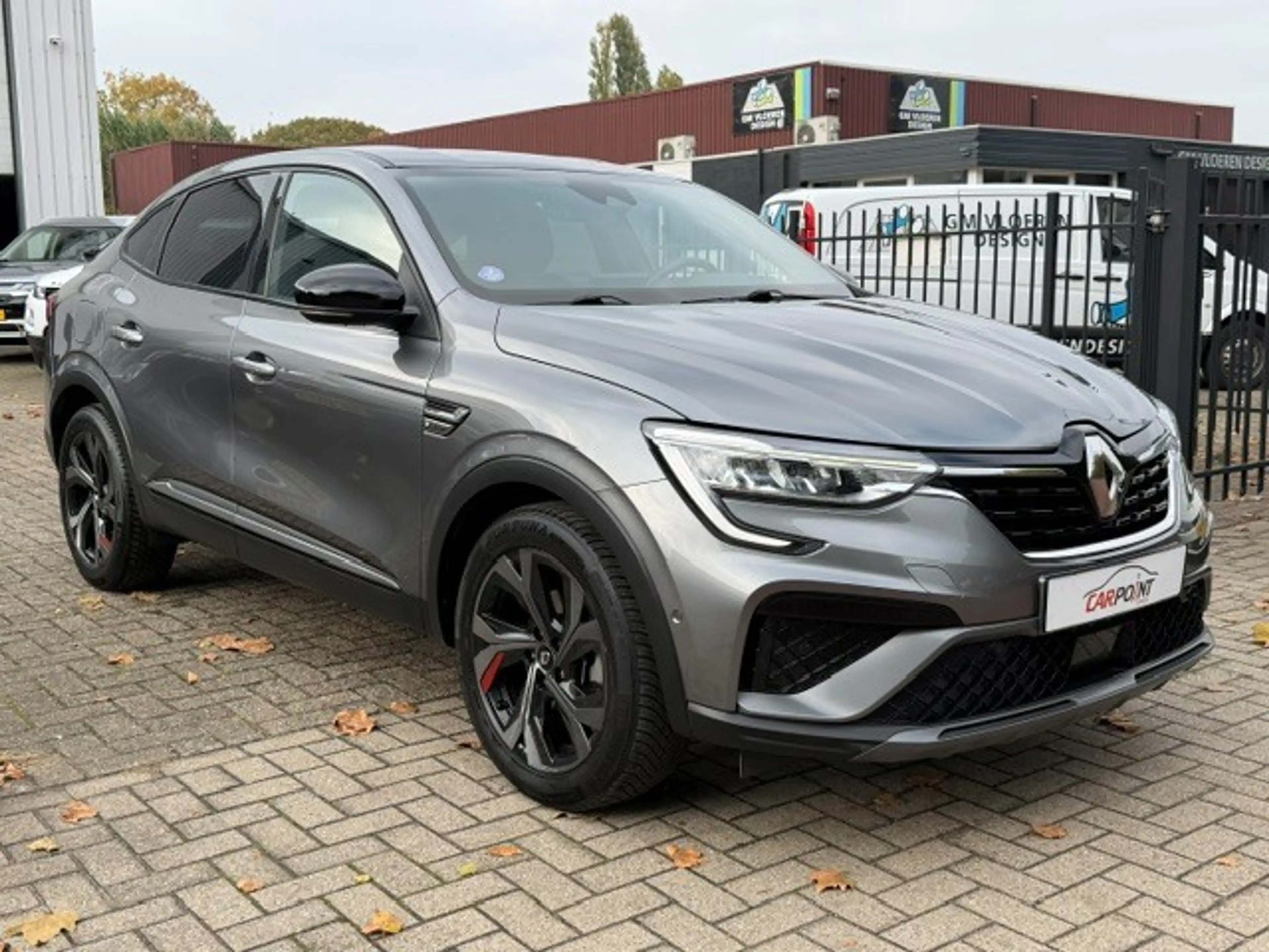 Renault Arkana 1.6 E-Tech Hybrid 145 R.S. Line Keyless LED Camera — photo 2