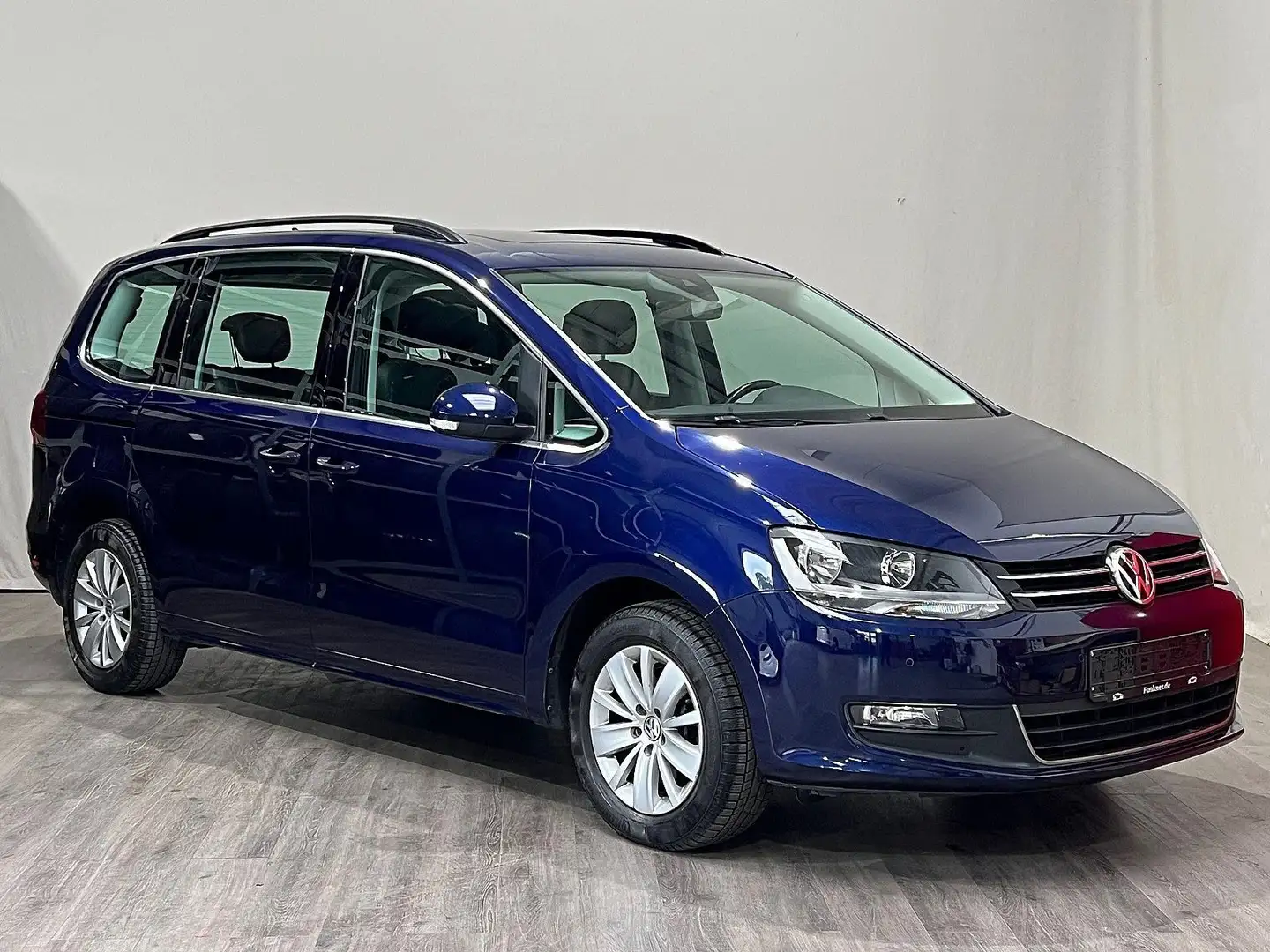 Volkswagen Sharan Comfortline BMT/NAVI/AHK/KAMERA/7-SITZER! Blau - 2