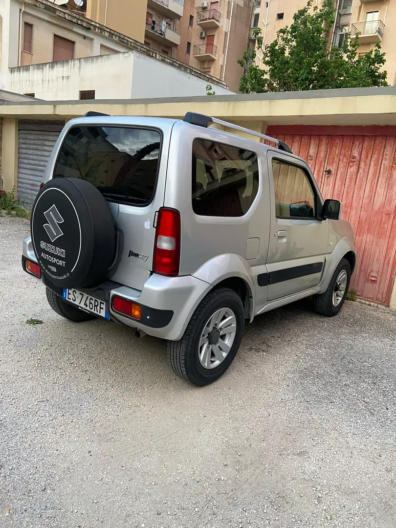 Suzuki Jimny - 1