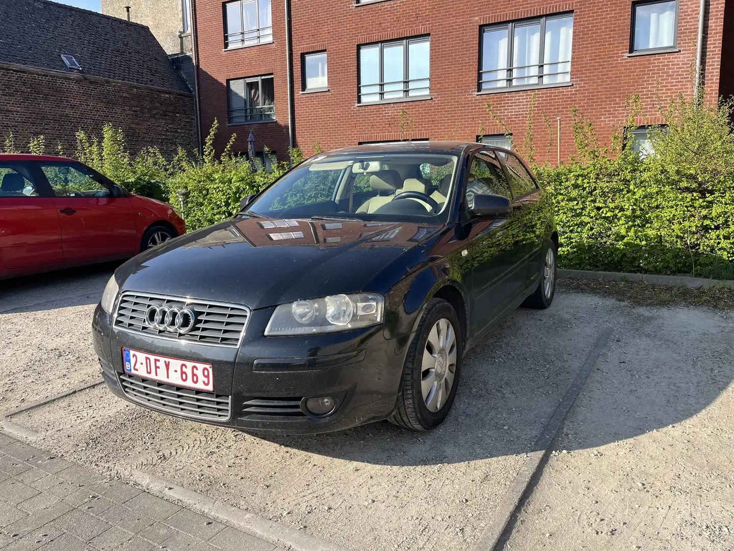 Audi A3 1.6i 16v FSI Ambiente Zwart - 2