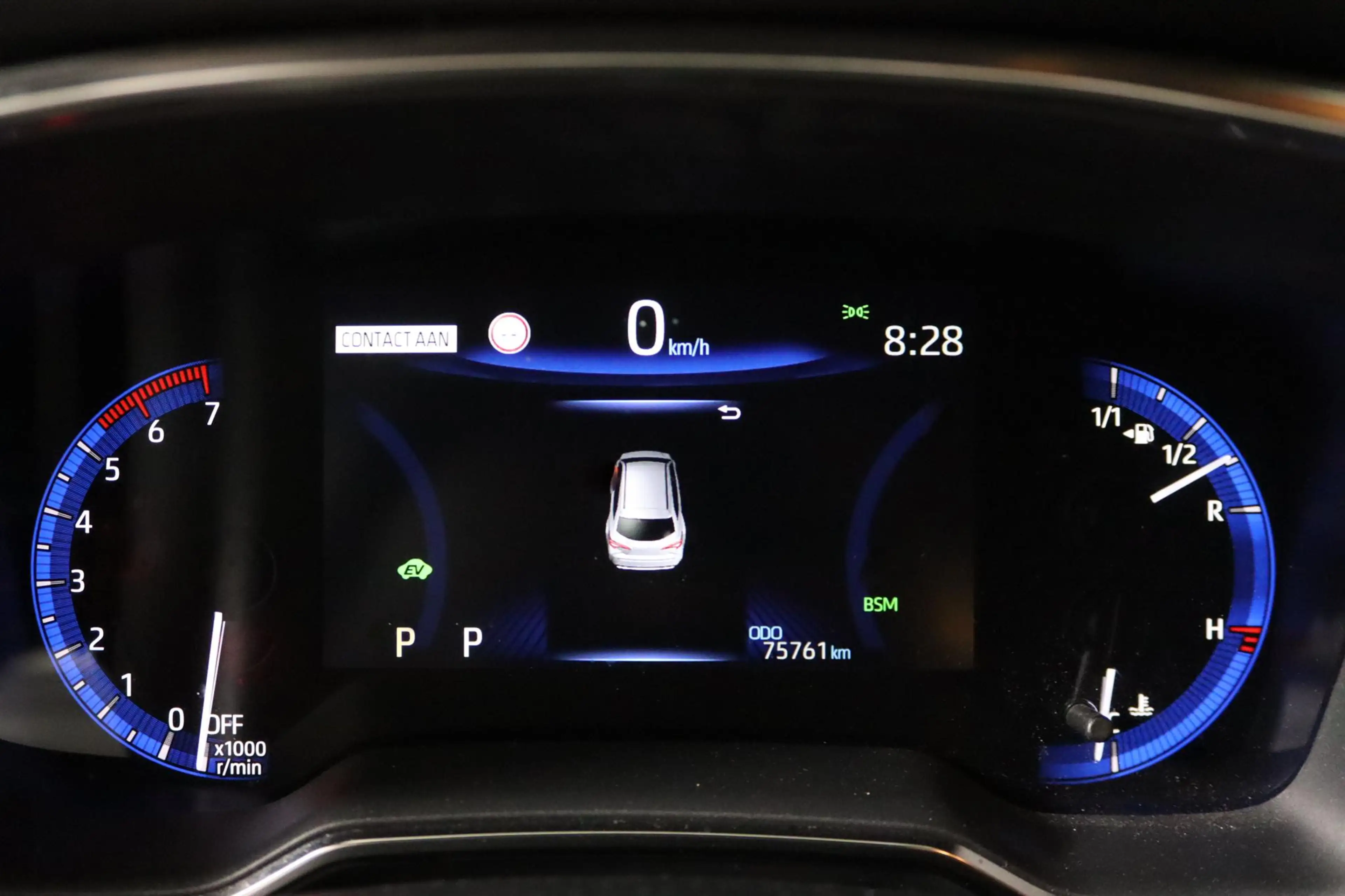 Suzuki Swace 1.8 Hybrid Style Park Assist, Stuurwielverwarming, — photo 5