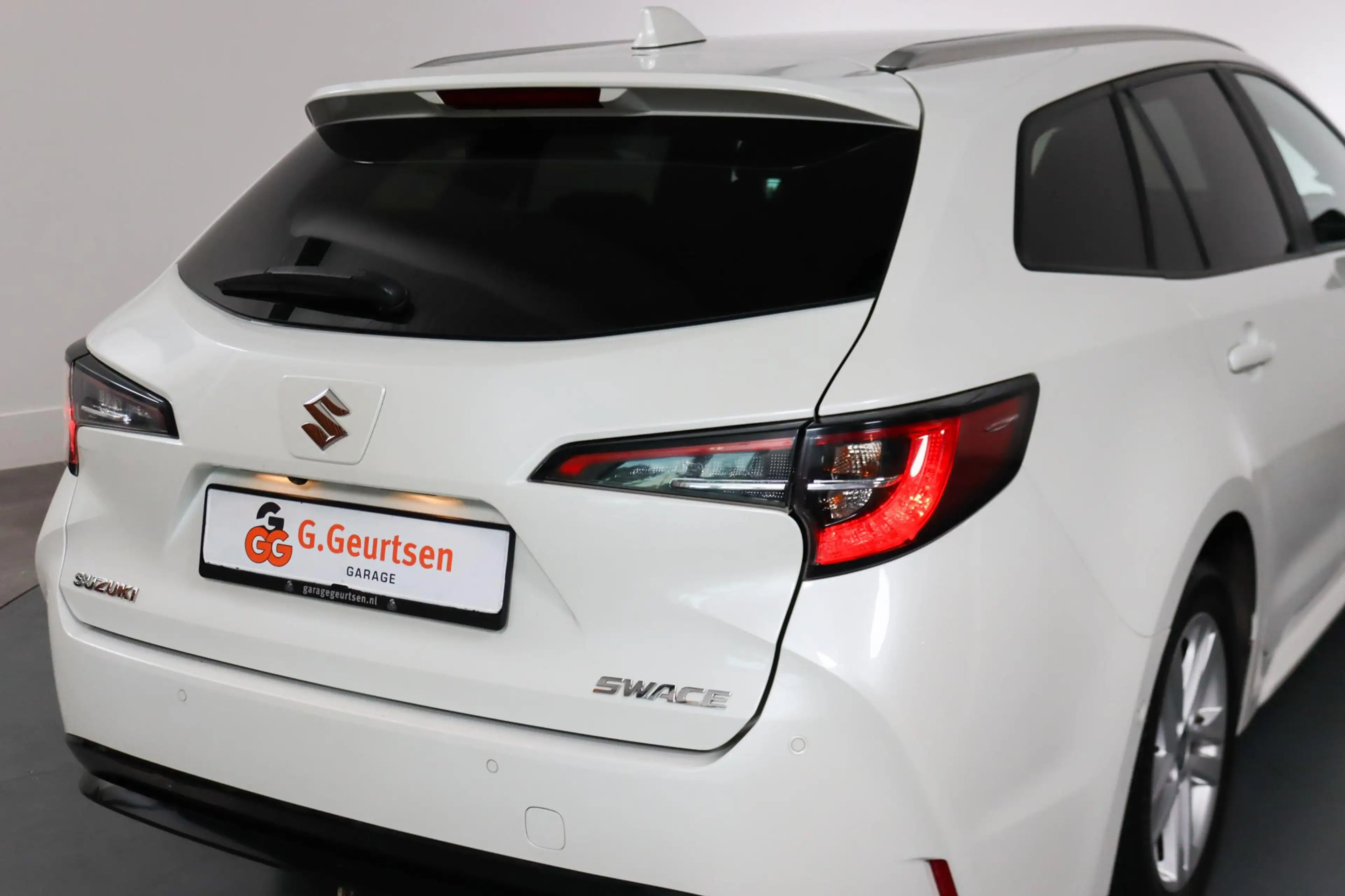 Suzuki Swace 1.8 Hybrid Style Park Assist, Stuurwielverwarming, — photo 14