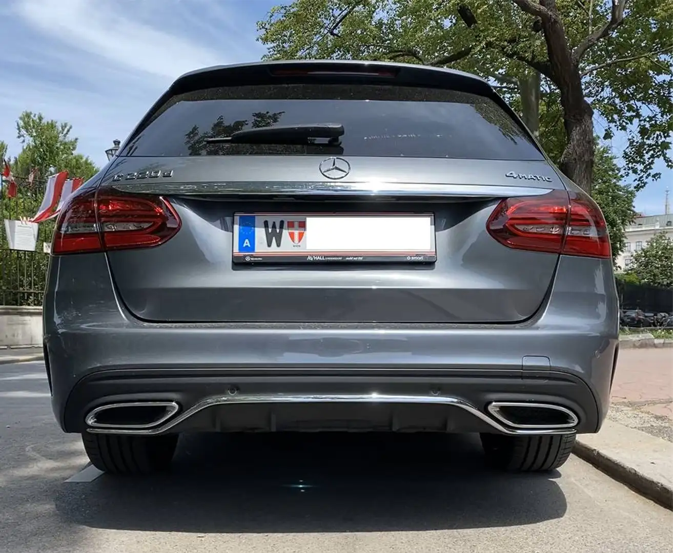 Mercedes-Benz C 220 C 220 d T 4MATIC Aut. Grau - 2