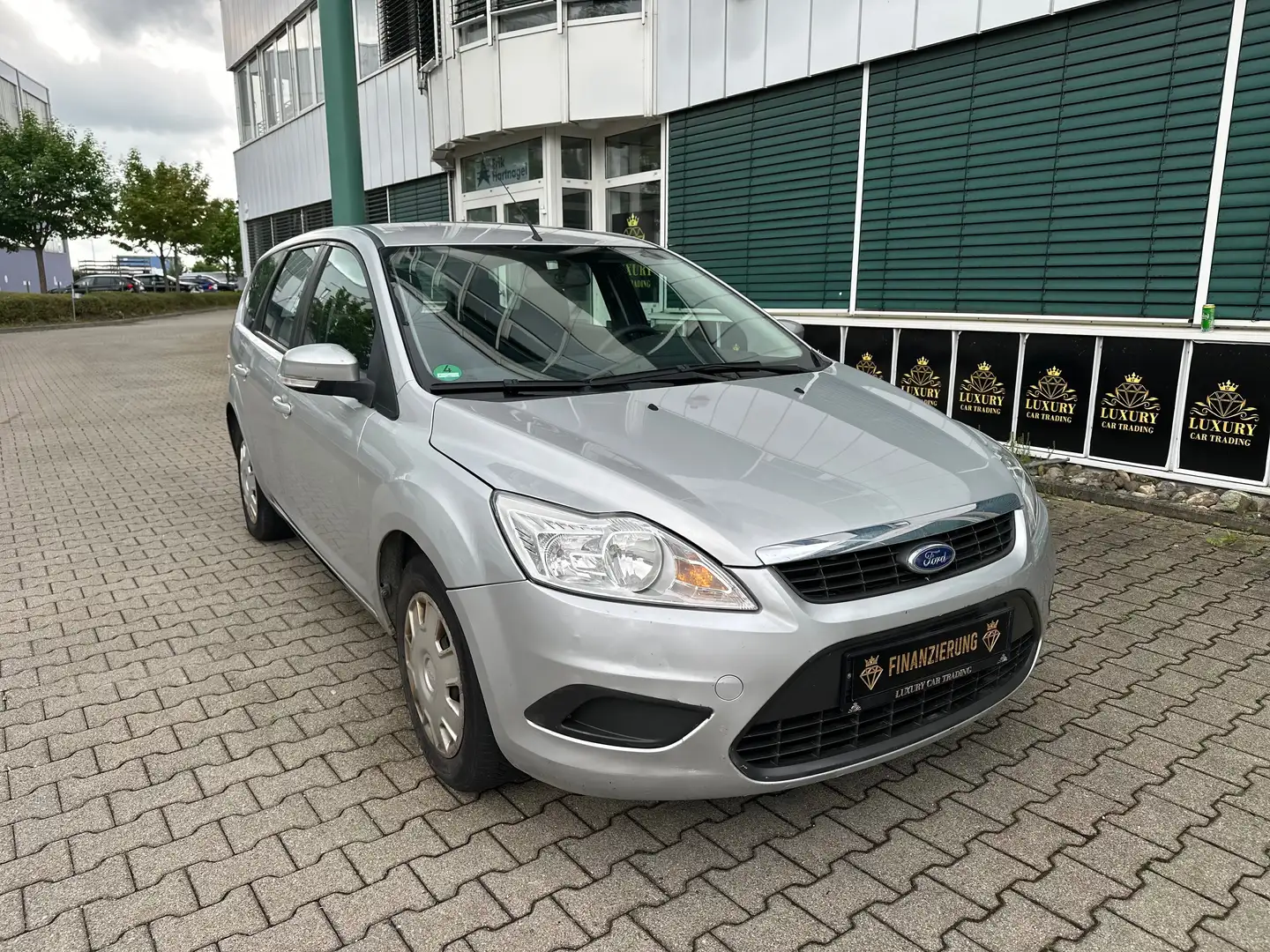 Ford Focus Style Tüv & Service Neu * S-Heft * Klima Grau - 1