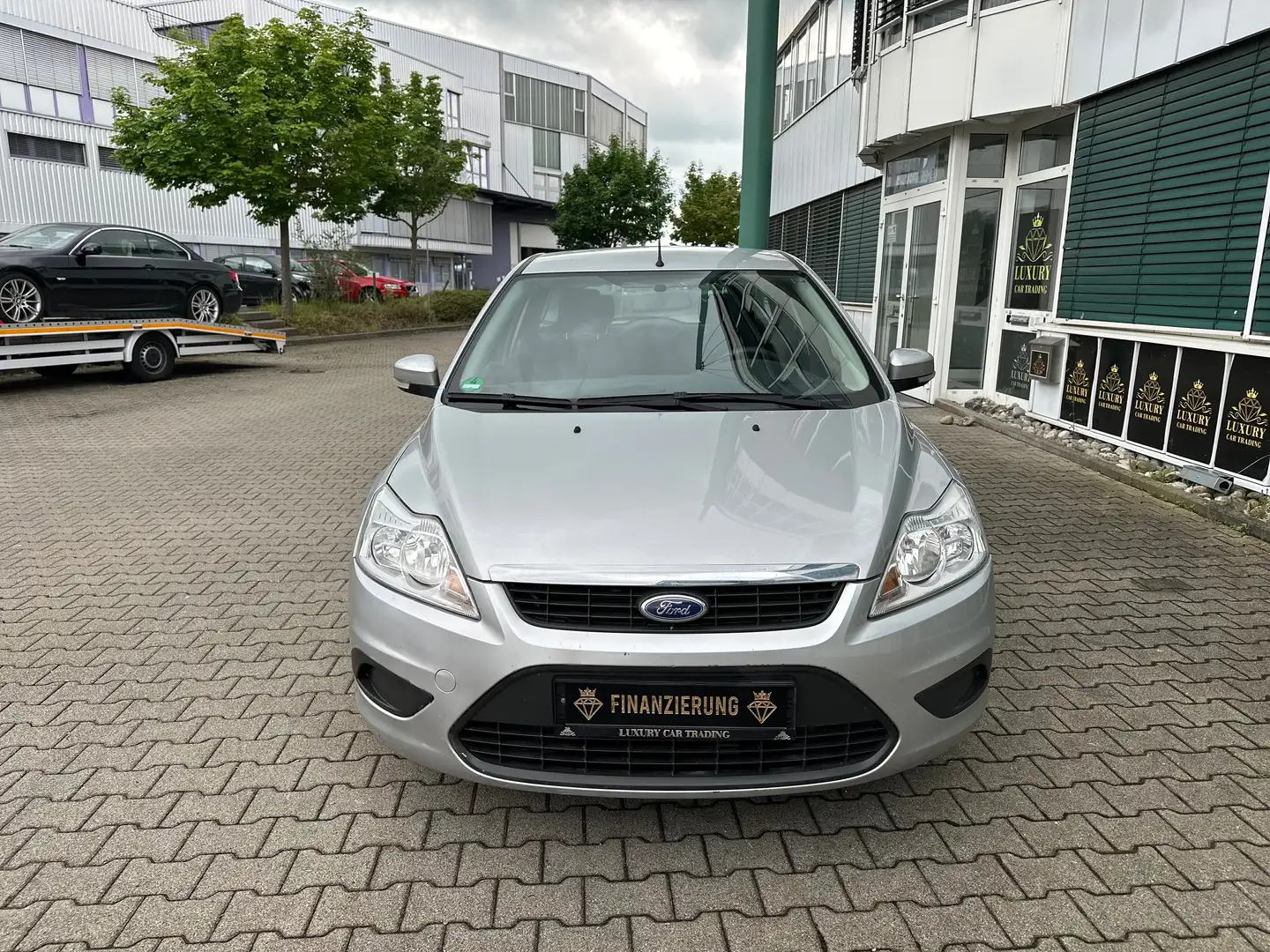 Ford Focus Style Tüv & Service Neu * S-Heft * Klima Grau - 2
