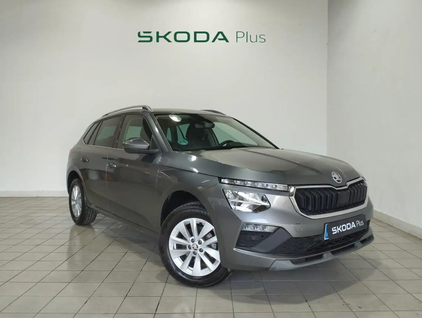 Skoda Kamiq 1.0 TSI Selection 85kW Gris - 1