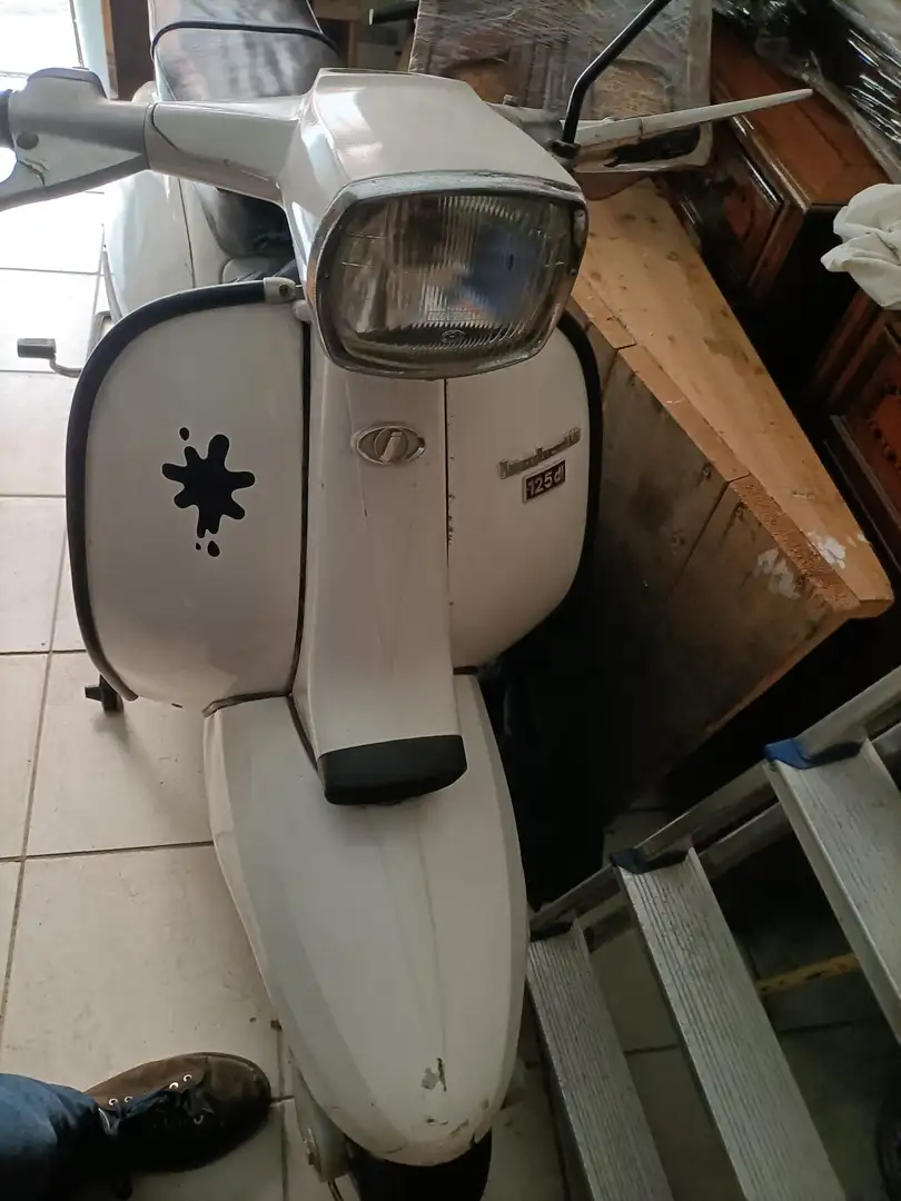Lambretta DL macchia nera Белый - 1