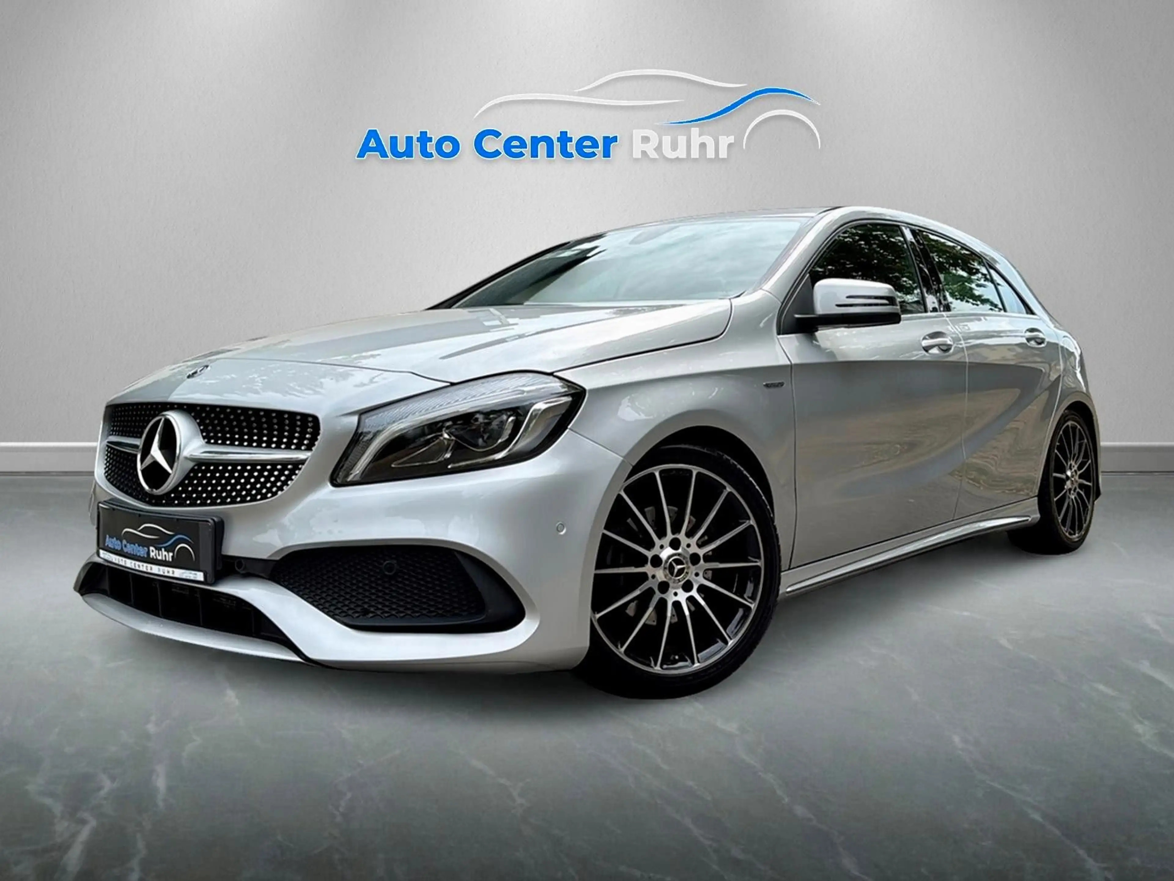 Mercedes-Benz A 200 AMG Edition *Automatik*LED*Navi*Alcantara* — photo 2