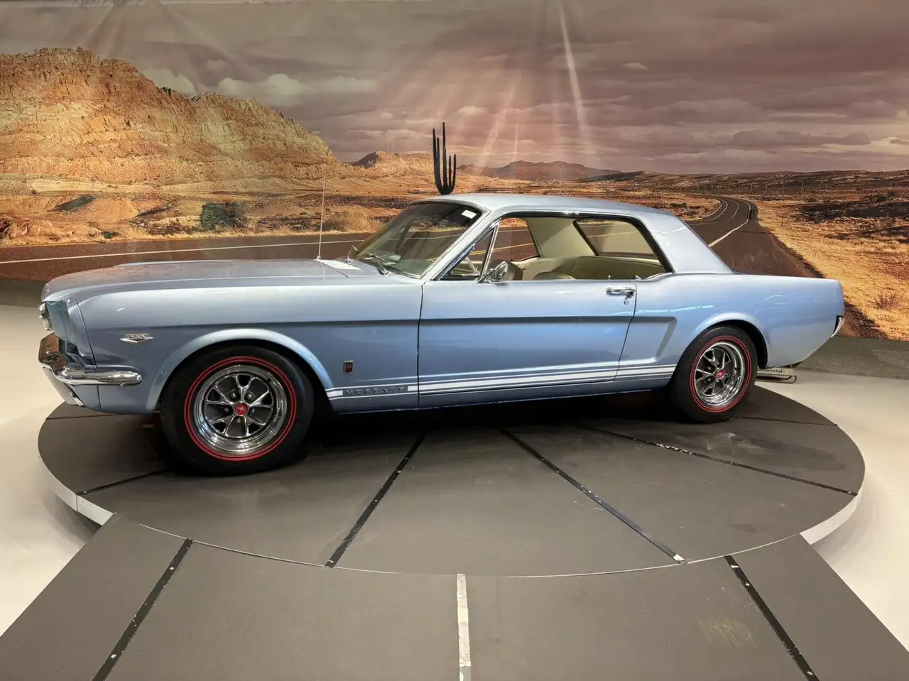 Ford Mustang Coupe K-Code, foto 5
