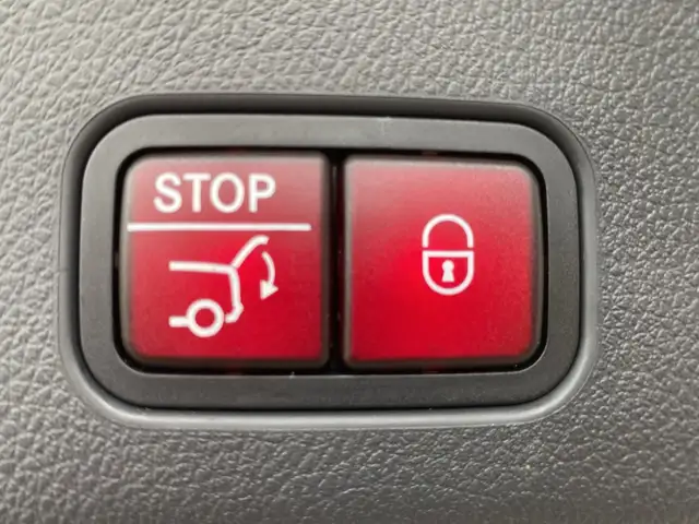 Mercedes-Benz GLC 300 de 4MATIC mit EQ Hybrid Ö-Edition Ansicht 17