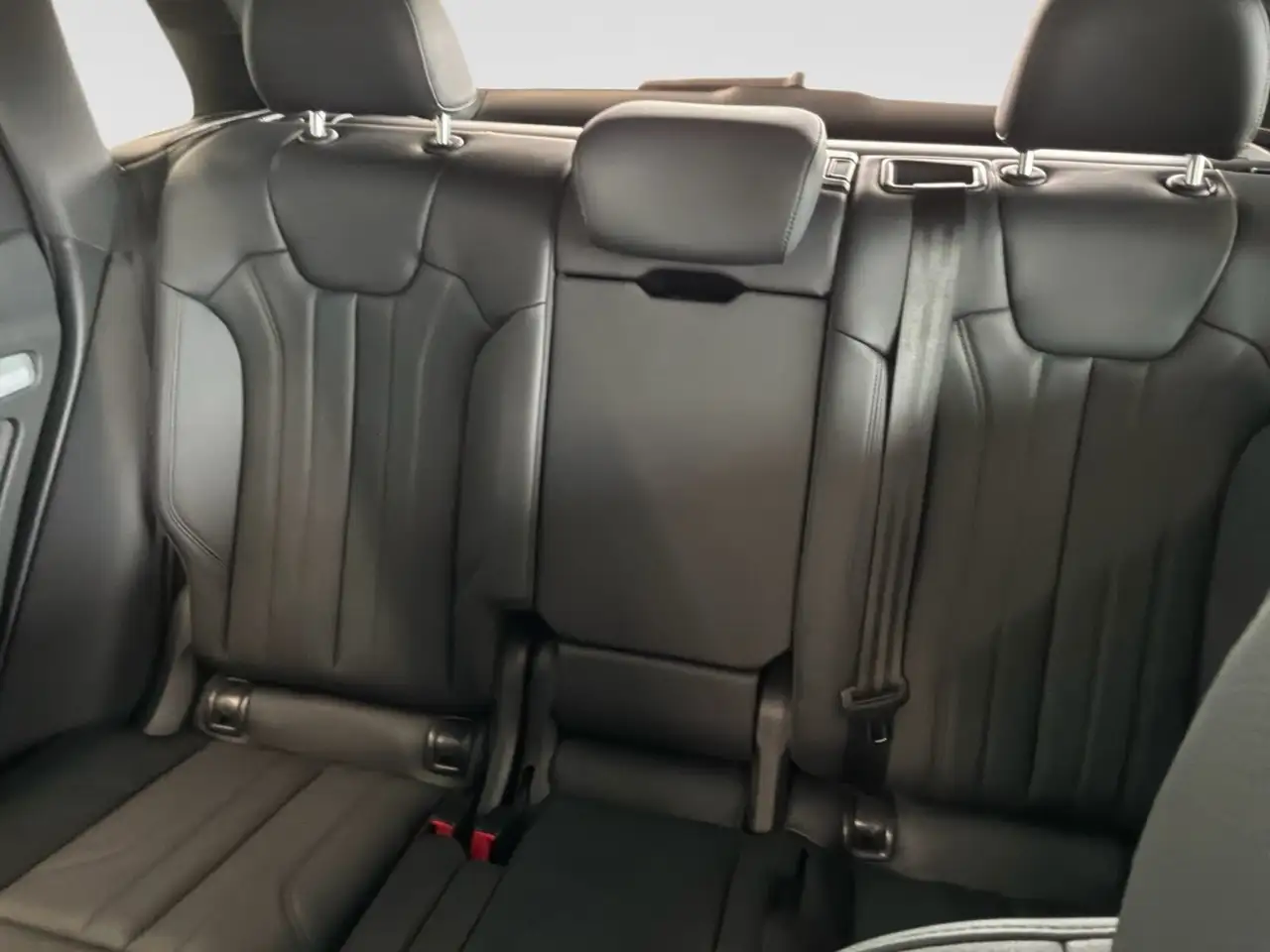 Audi Q5 снимка Audi Q5