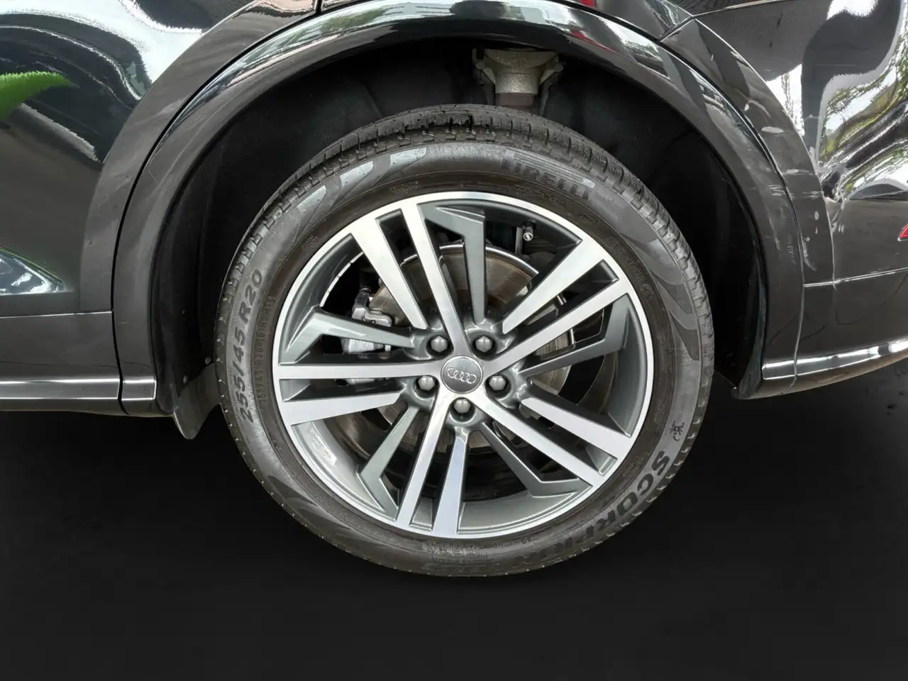Audi Q5 снимка Audi Q5