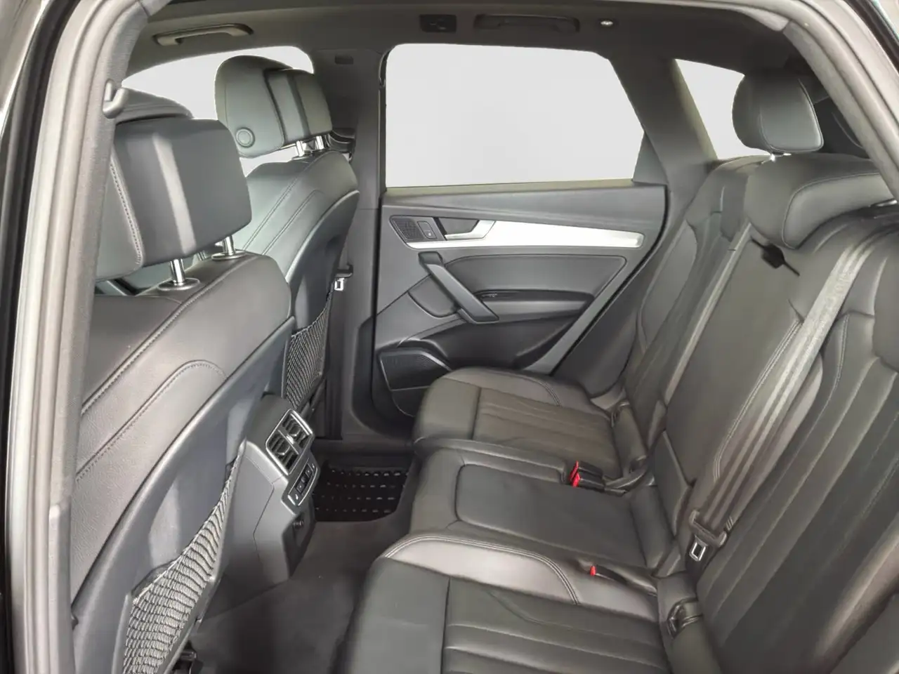 Audi Q5 снимка Audi Q5