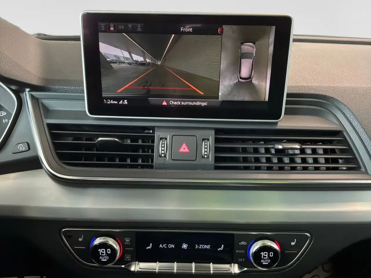 Audi Q5 снимка Audi Q5