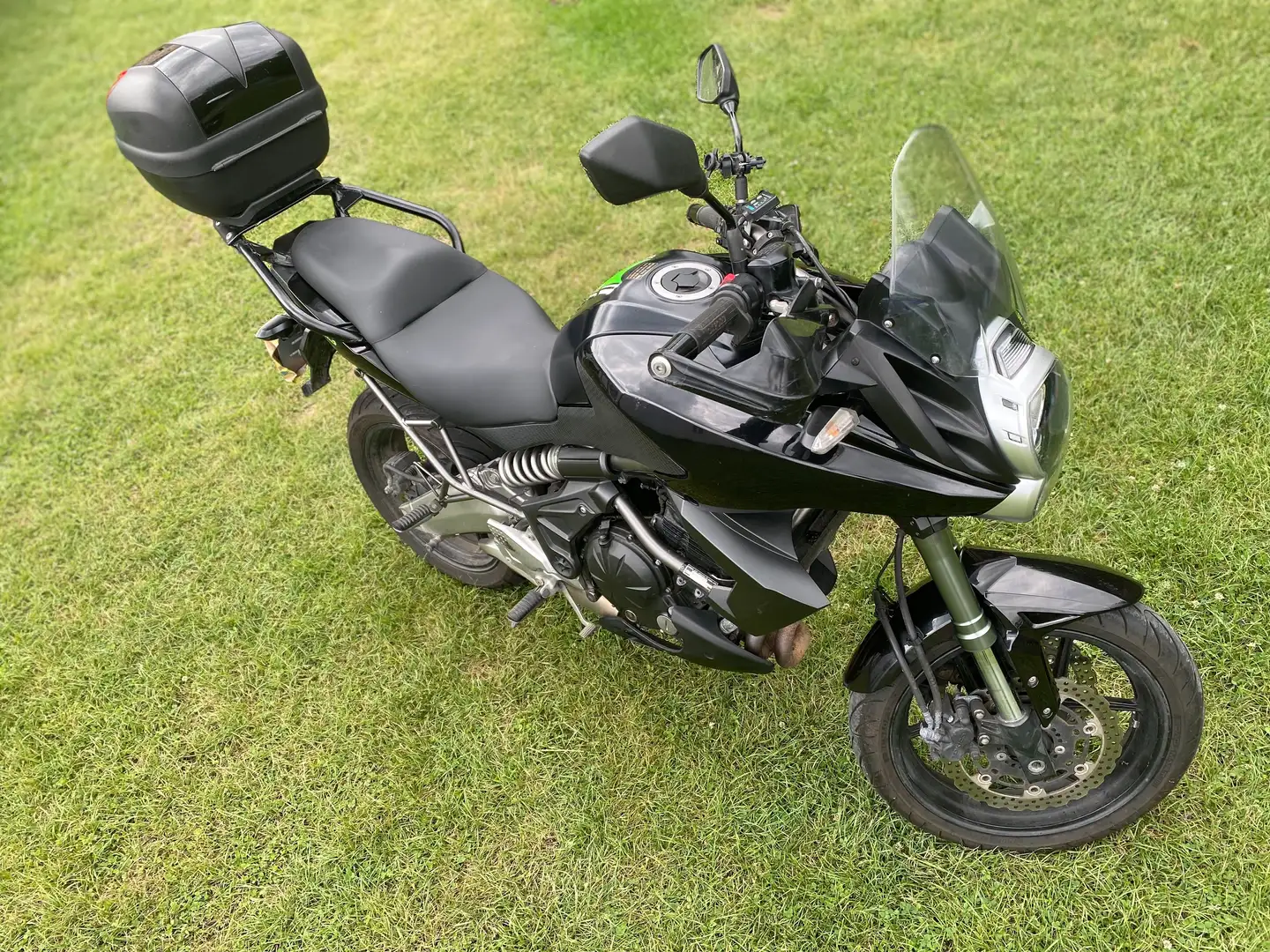 Kawasaki Versys 650 Fekete - 1