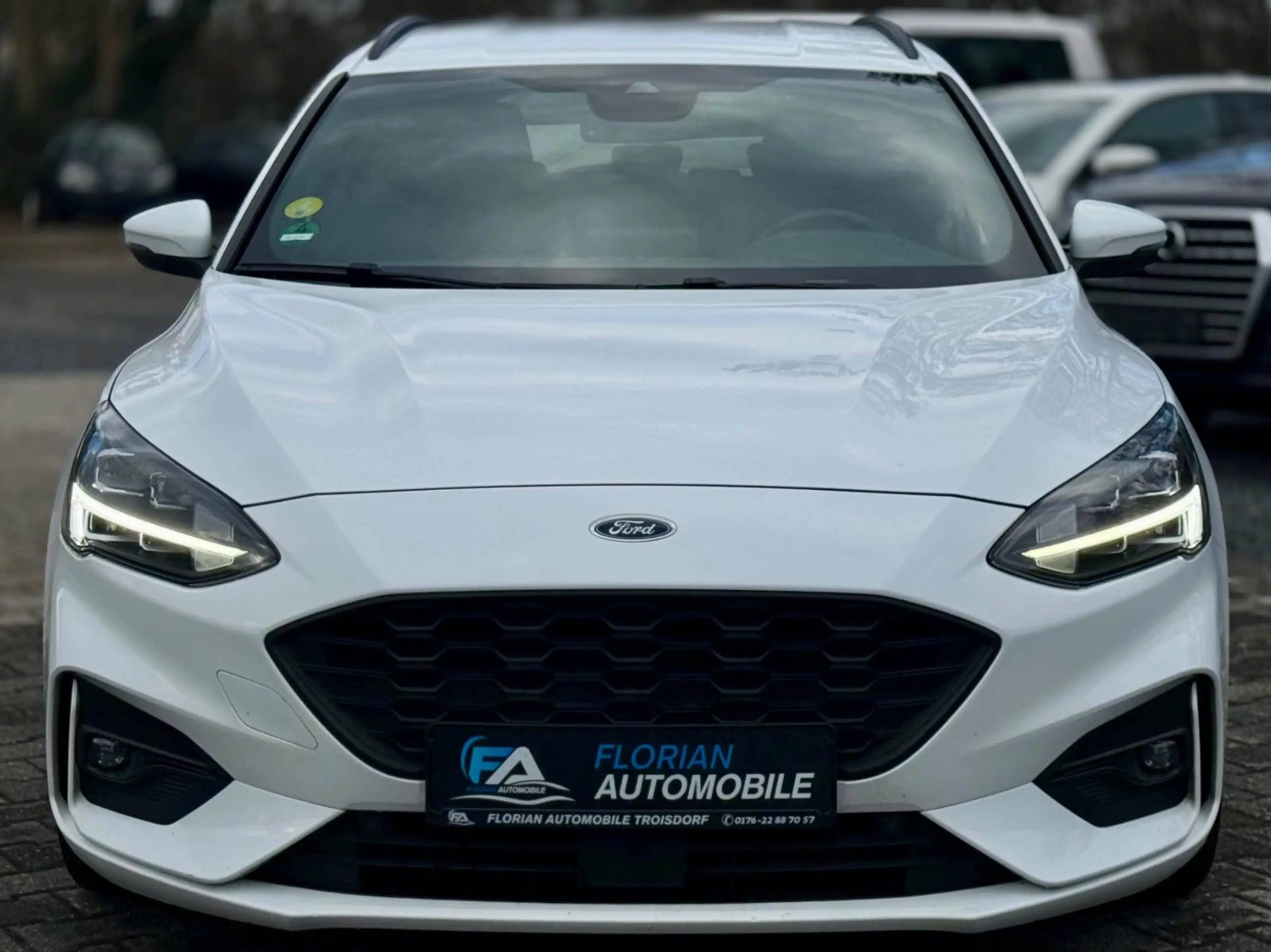 Ford Focus Turnier ST-Line X Automatik*LED*Navi*Kamer — photo 4