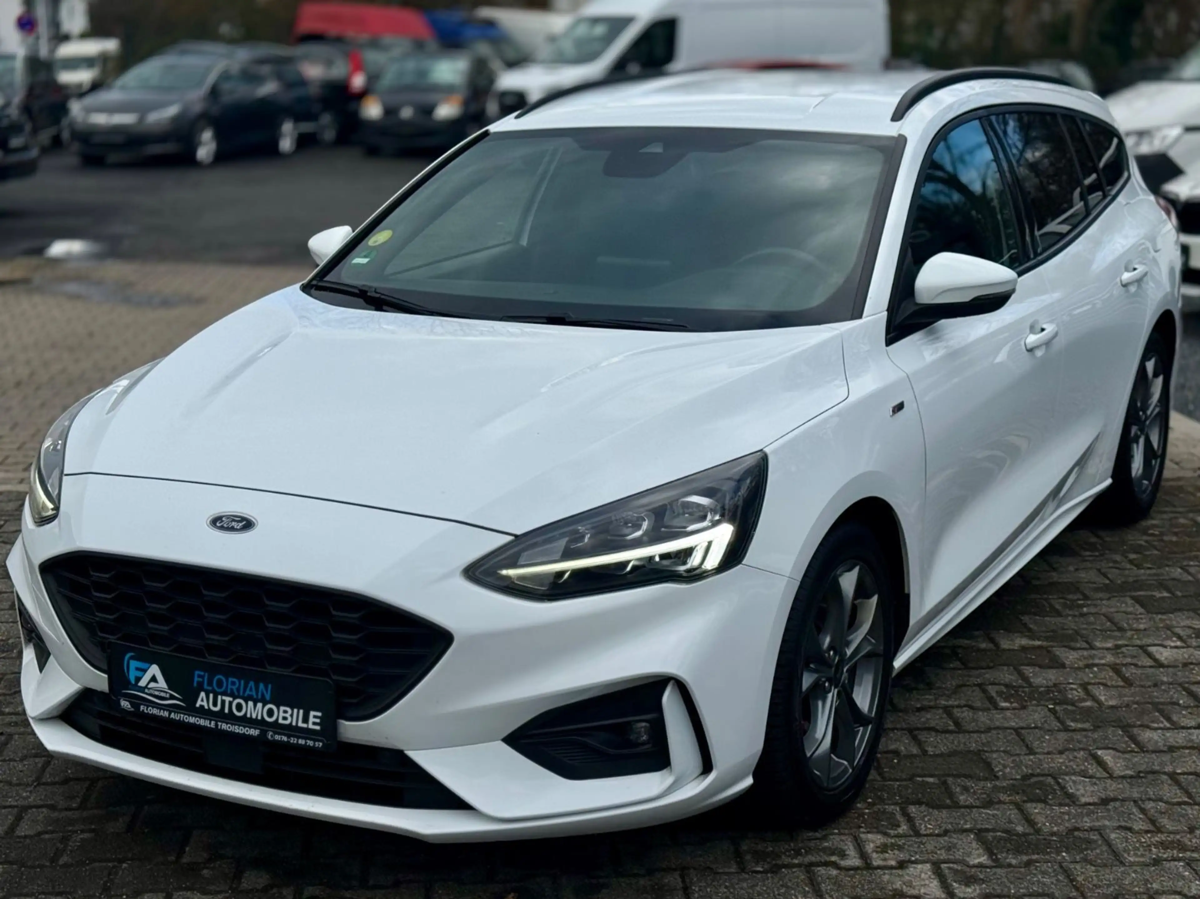 Ford Focus Turnier ST-Line X Automatik*LED*Navi*Kamer — photo 5