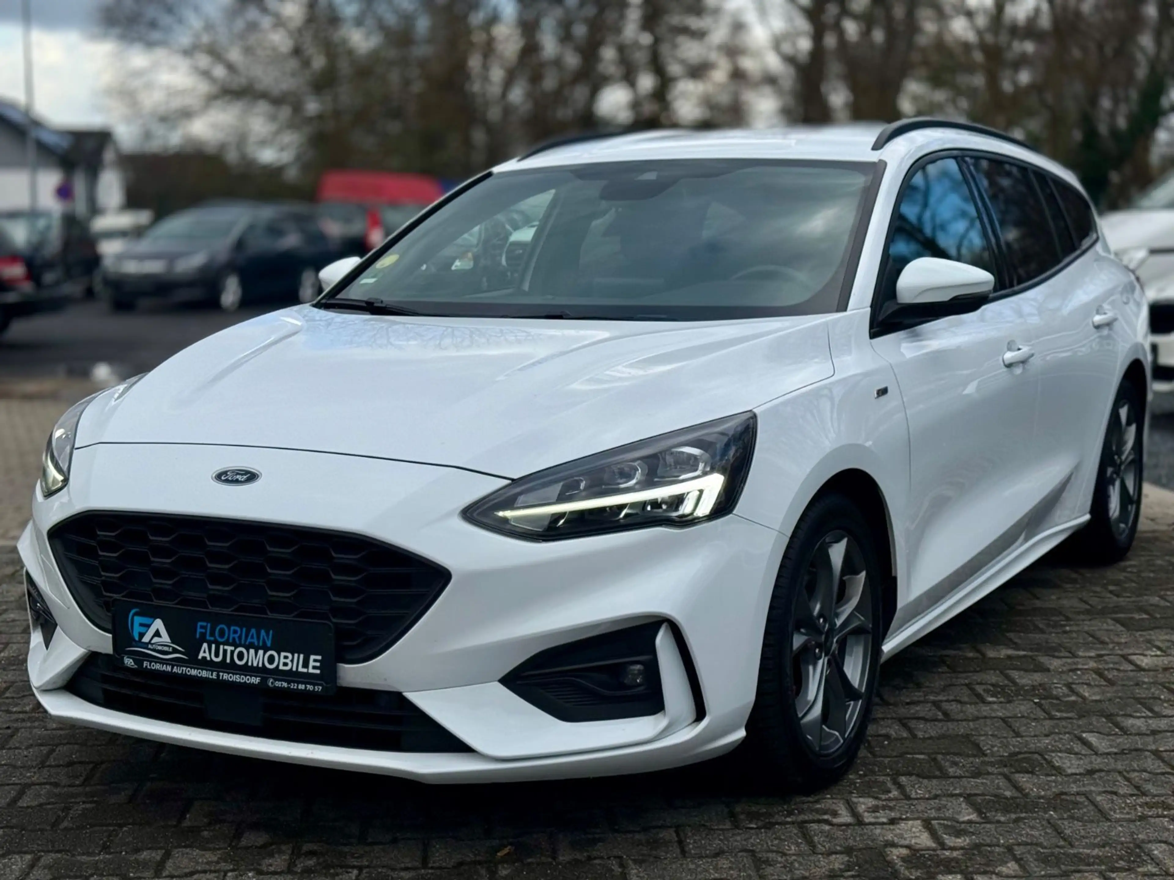 Ford Focus Turnier ST-Line X Automatik*LED*Navi*Kamer — photo 6