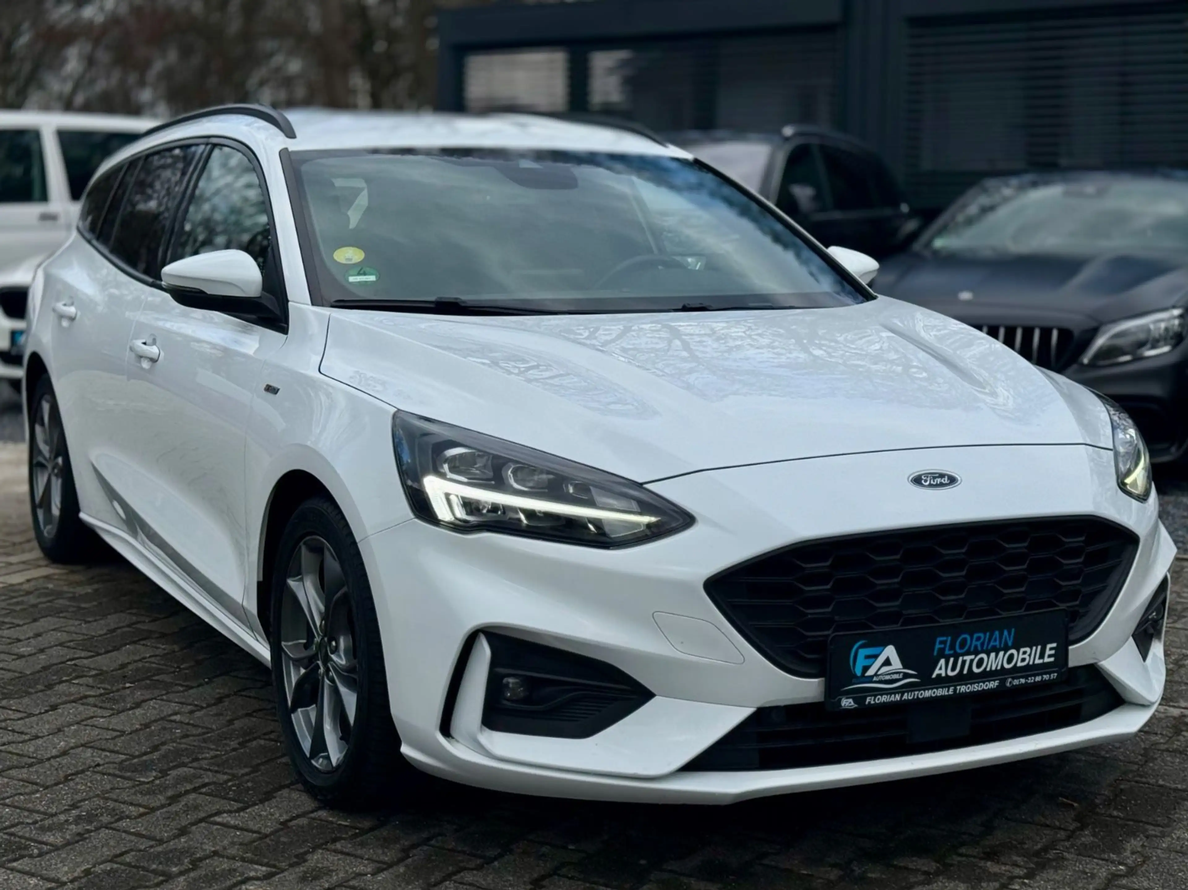Ford Focus Turnier ST-Line X Automatik*LED*Navi*Kamer — photo 3
