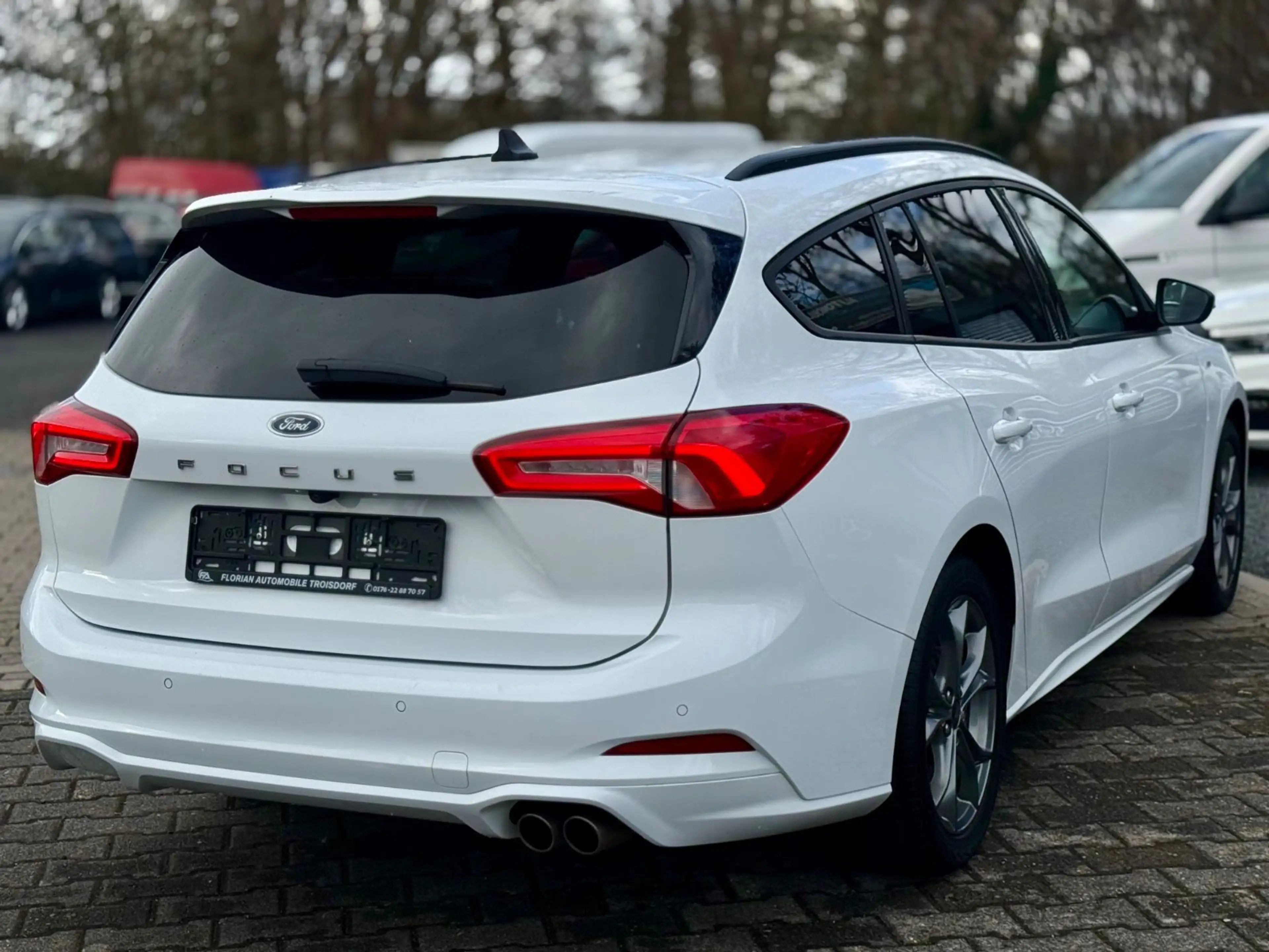 Ford Focus Turnier ST-Line X Automatik*LED*Navi*Kamer — photo 10