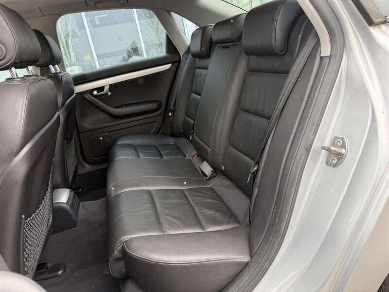2006 Audi A4 2.0T quattro thumb 21