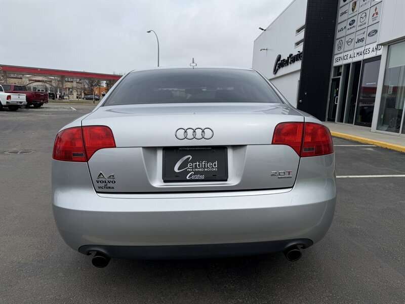 2006 Audi A4 2.0T quattro thumb 6
