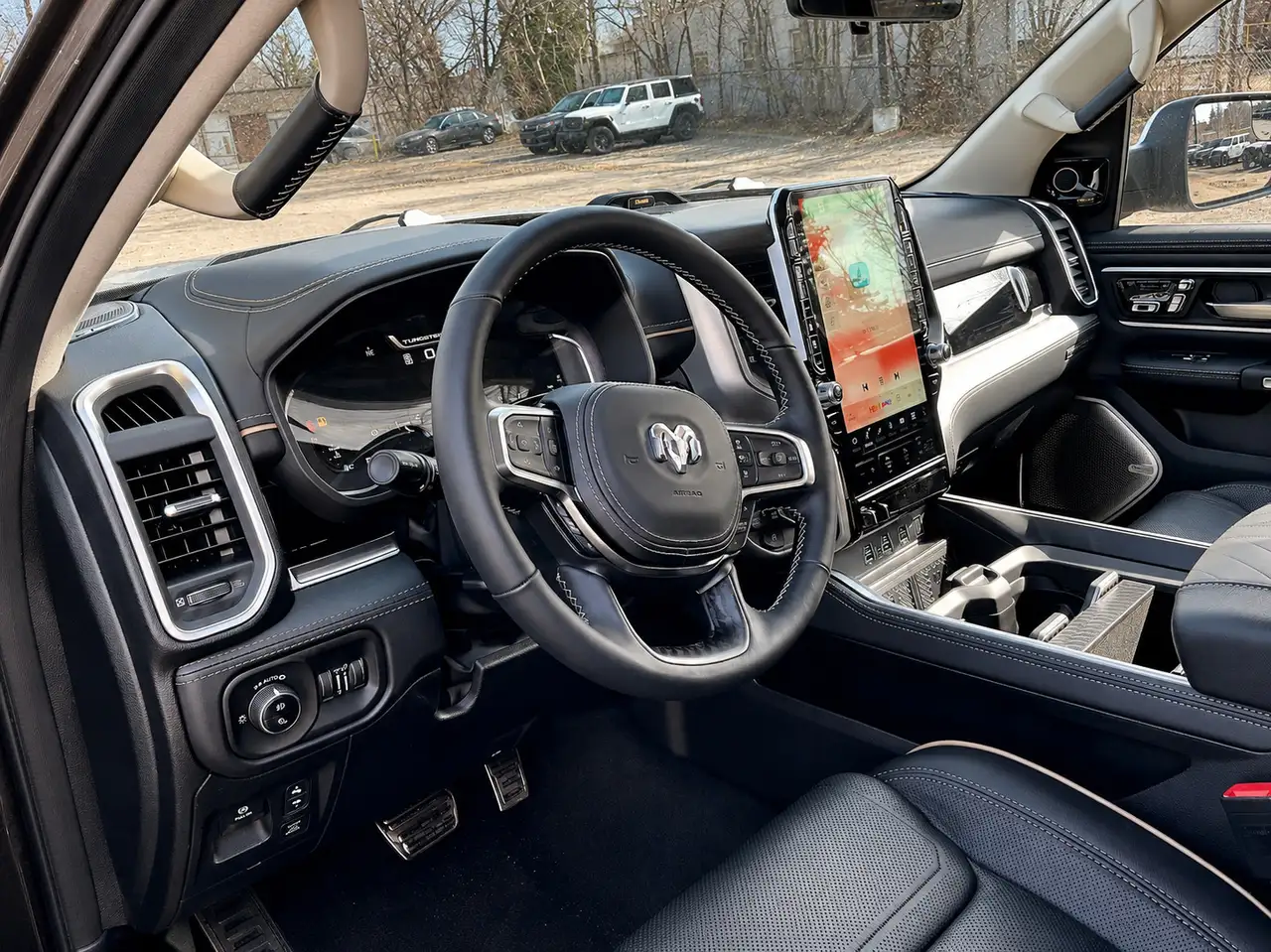 RAM 1500 снимка RAM 1500
