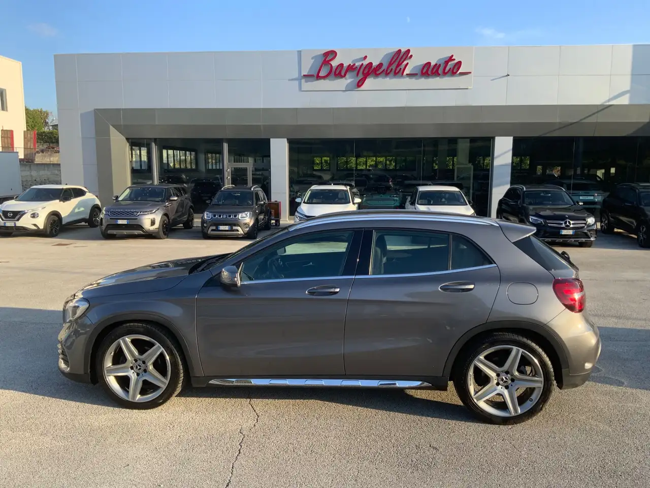 Mercedes-Benz GLA 180