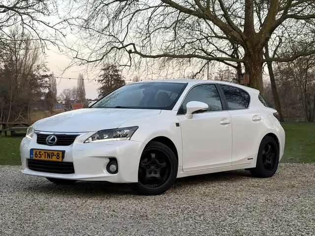 Lexus CT 200h F-Sport, Cruise, Camera, APK 3/2027