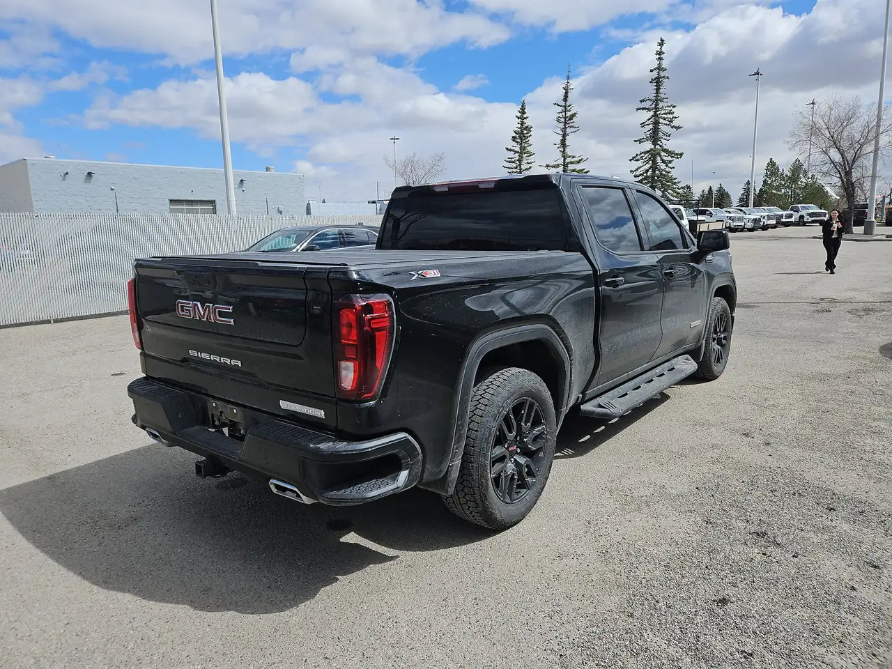 GMC Sierra 1500 снимка GMC Sierra 1500