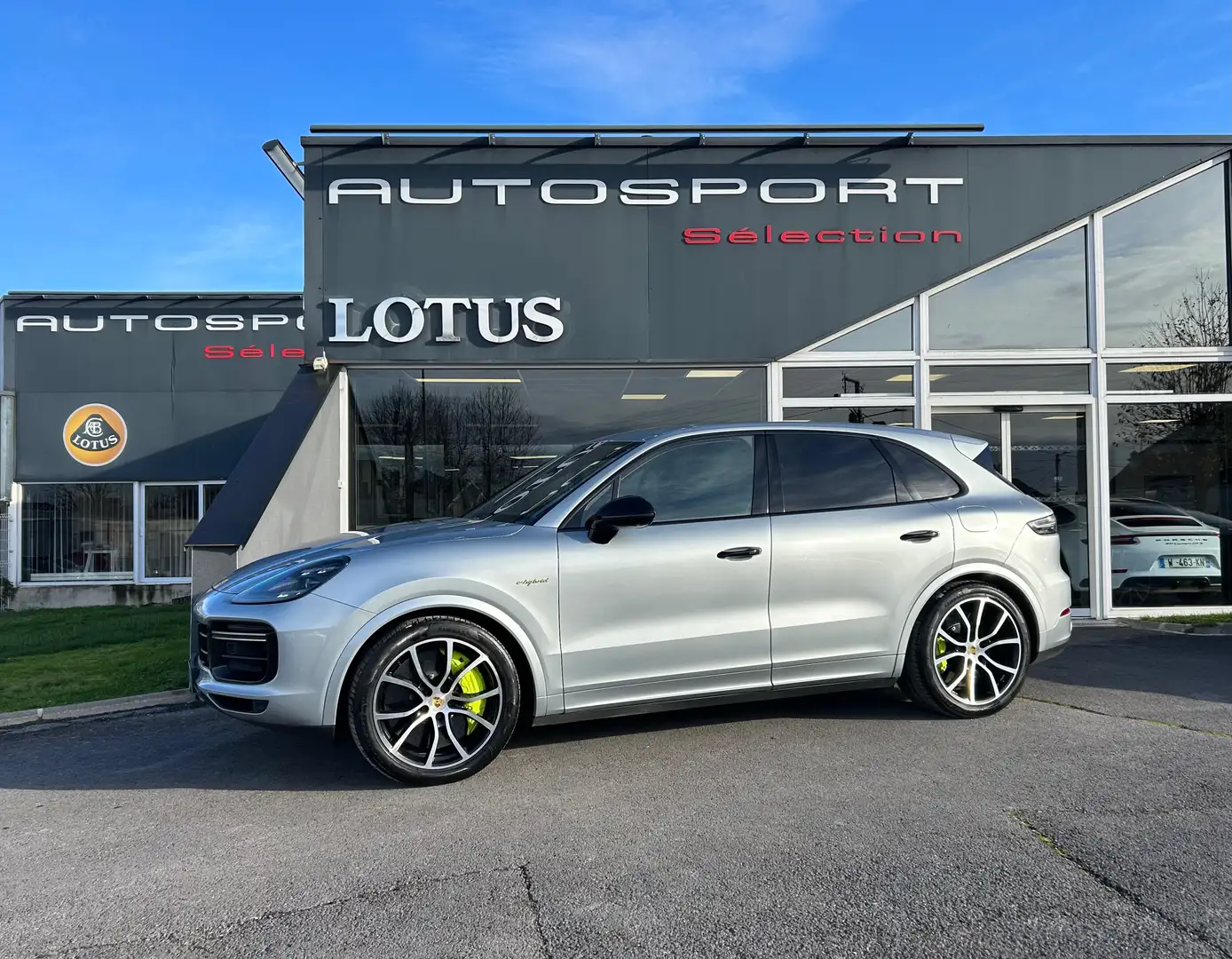 Porsche Cayenne Cayenne E-Hybrid 4.0 V8 680 ch Tiptronic Turbo S Argent - 1
