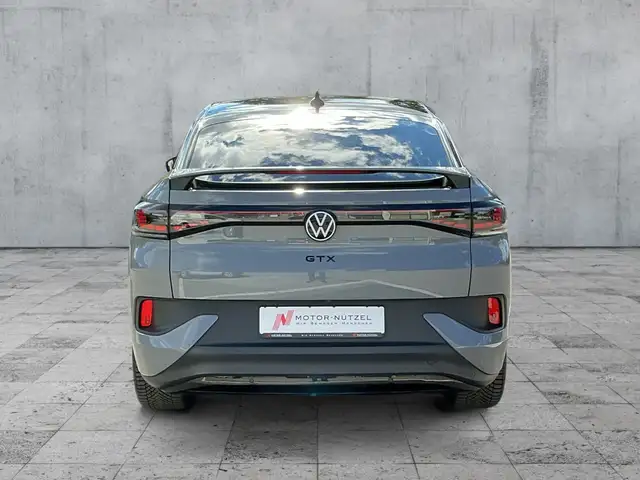 Volkswagen Id.5 view 5
