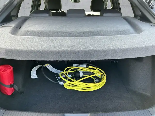 Volkswagen Id.5 view 14