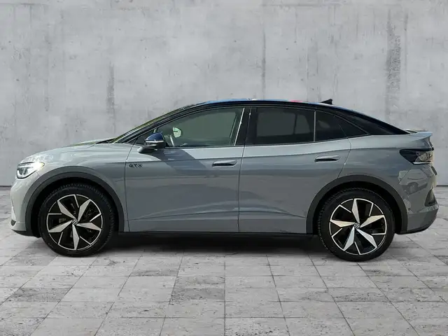 Volkswagen Id.5 view 4